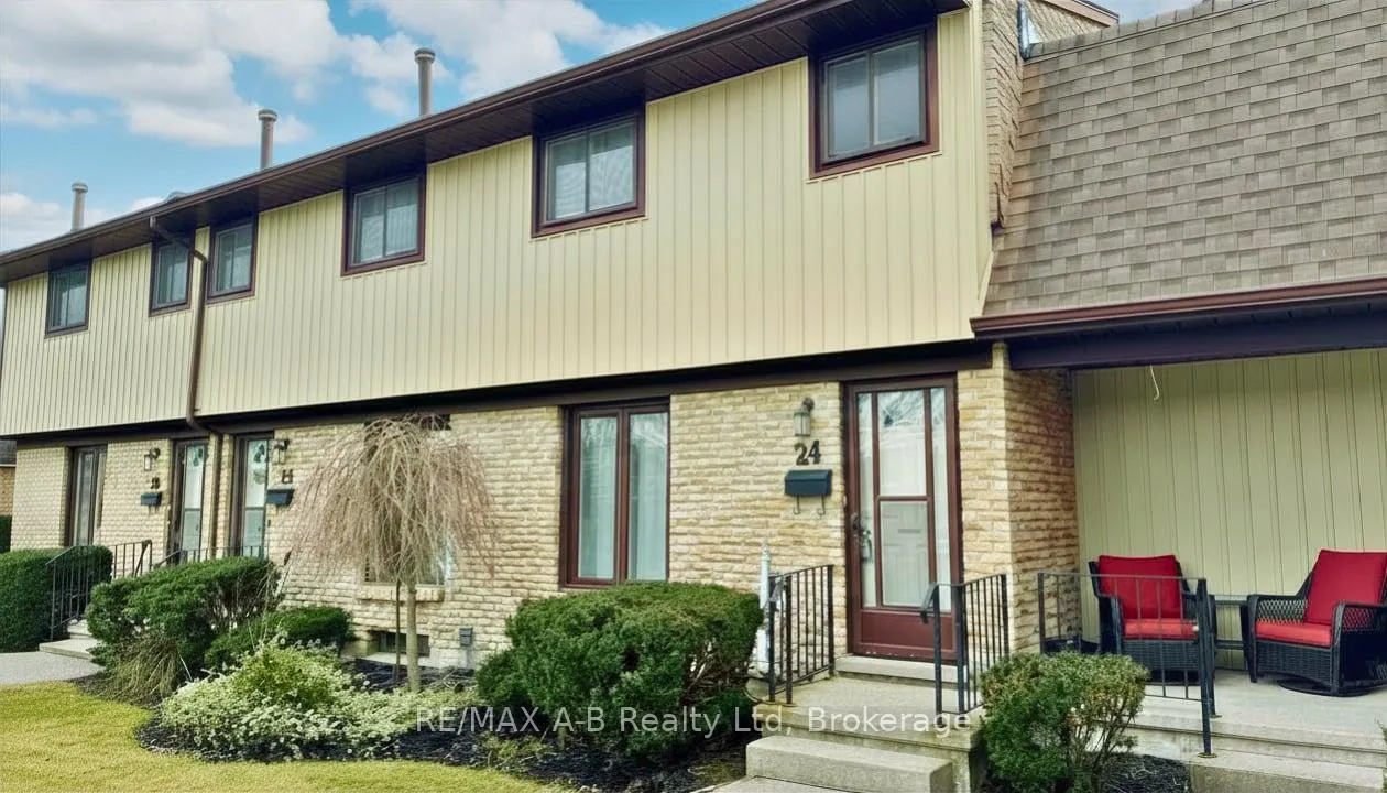 Photo 2 of Unit 24, 91 Avonwood Drive, Stratford — HOMEH