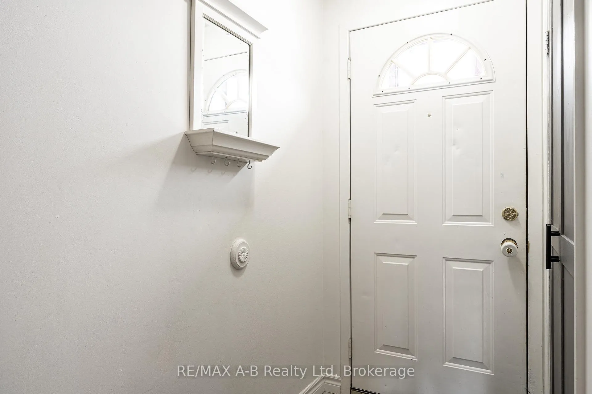 Photo 4 of Unit 24, 91 Avonwood Drive, Stratford — HOMEH