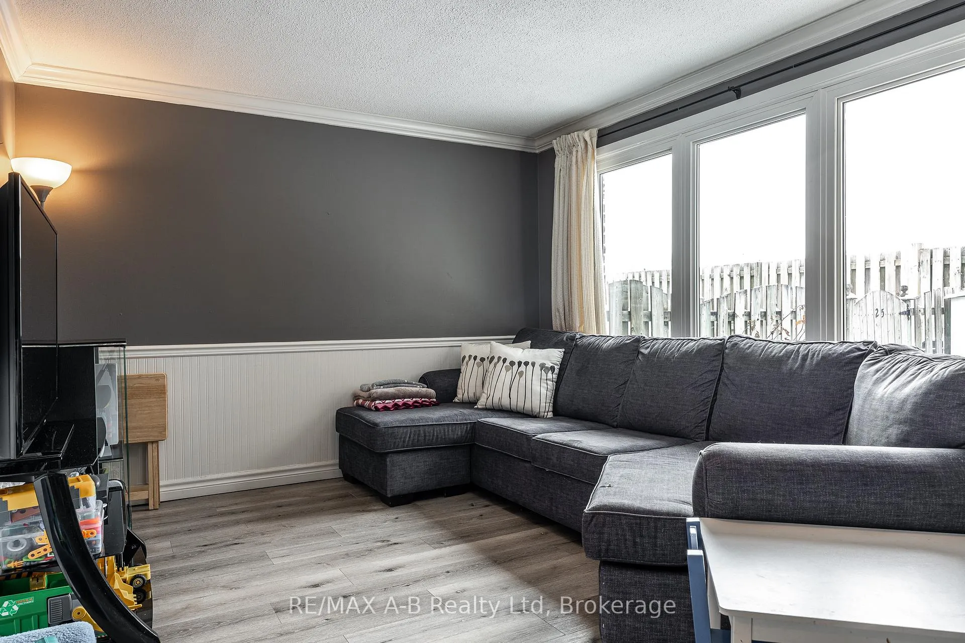 Photo 16 of Unit 24, 91 Avonwood Drive, Stratford — HOMEH
