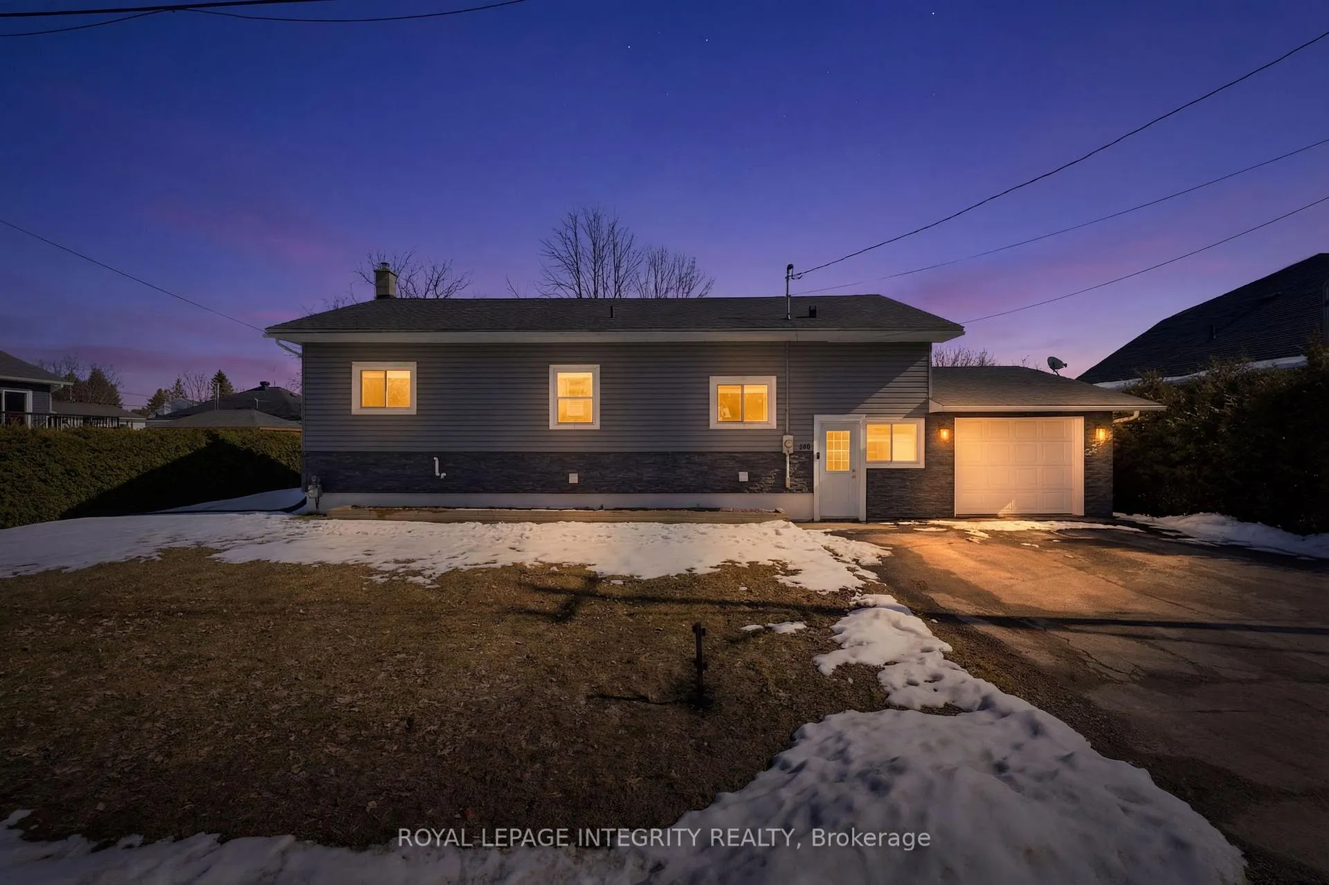 Photo 1 of 108 George Street E, North Grenville, Kemptville — HOMEH