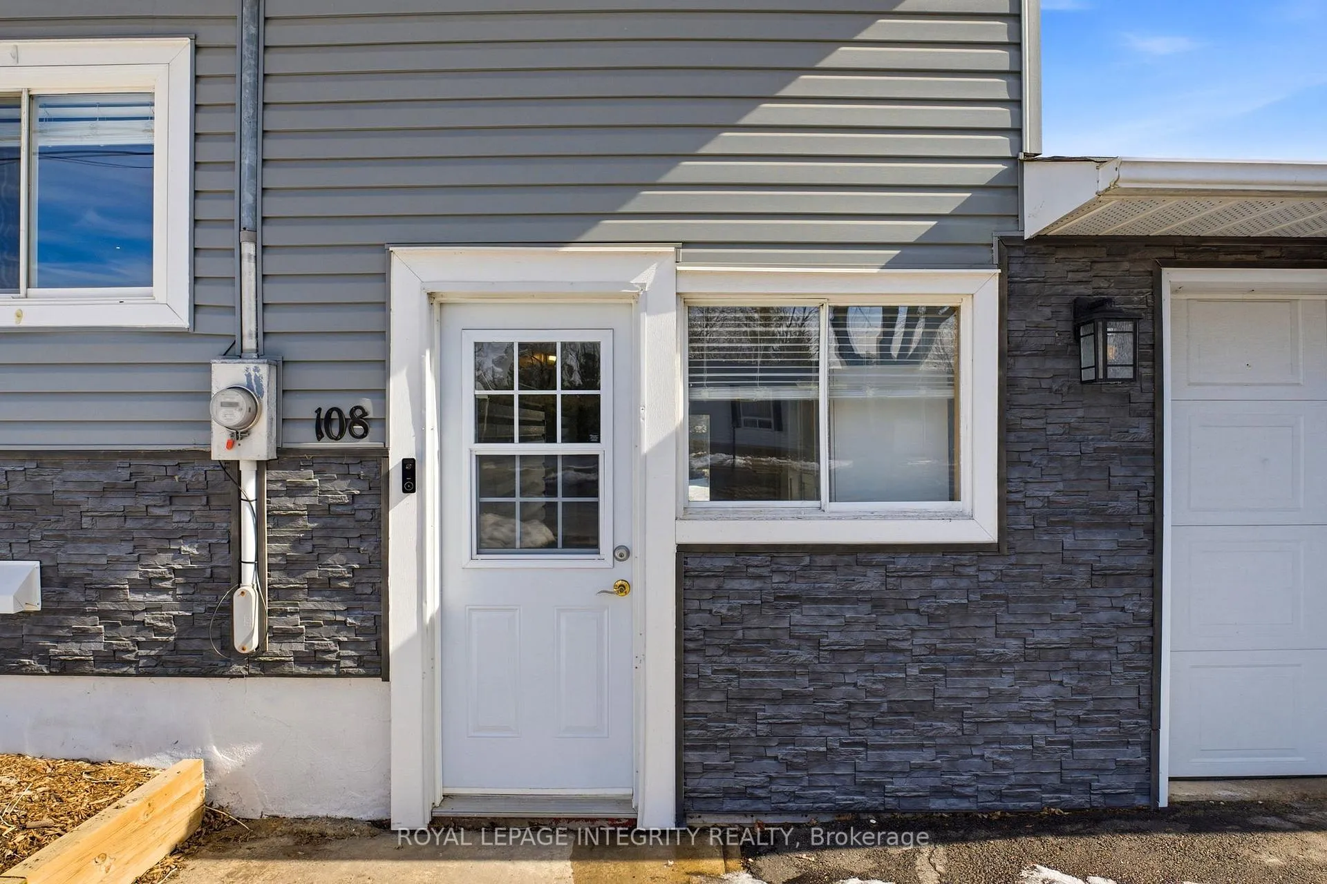 Photo 4 of 108 George Street E, North Grenville, Kemptville — HOMEH