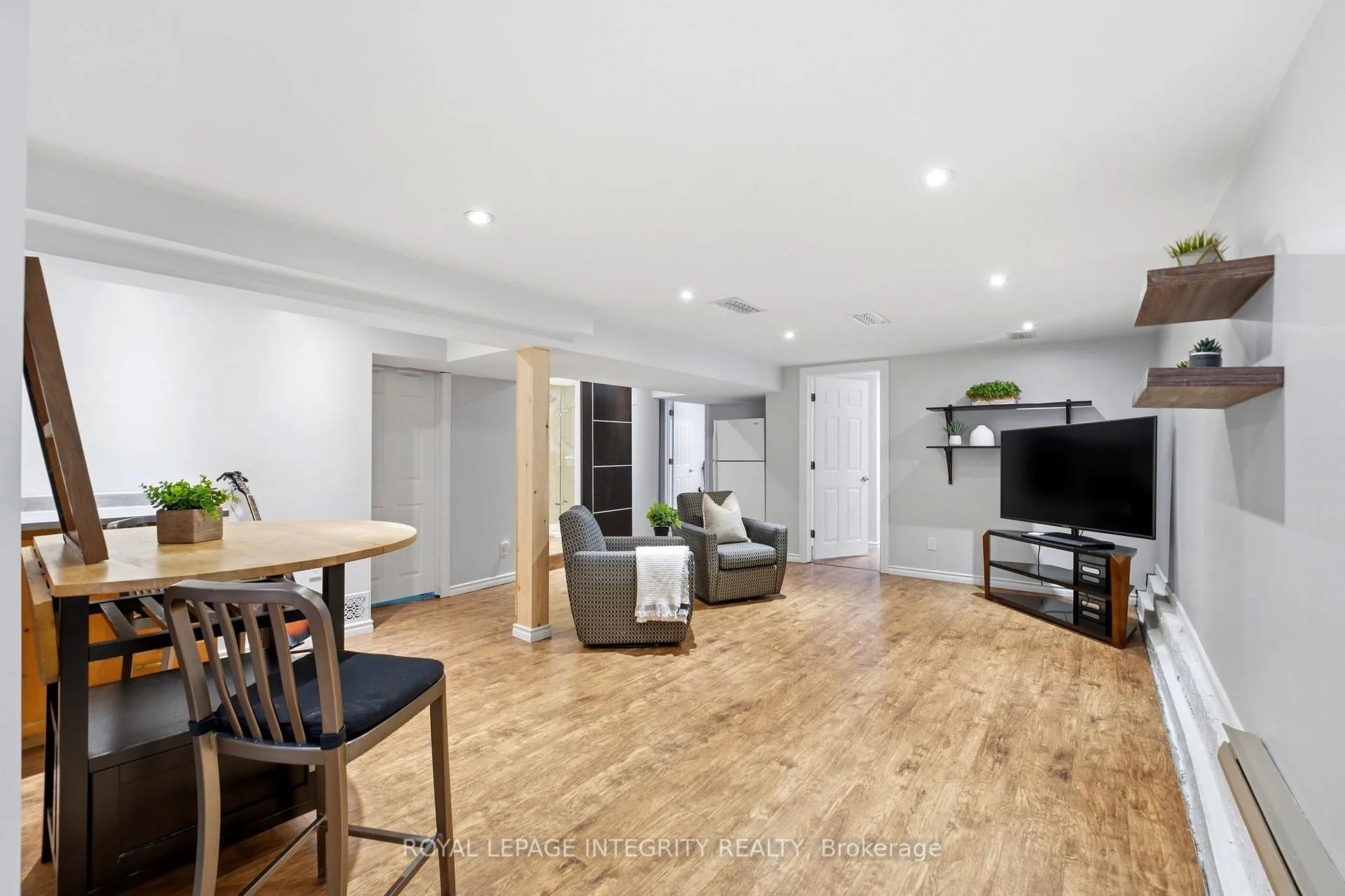 Photo 28 of 108 George Street E, North Grenville, Kemptville — HOMEH