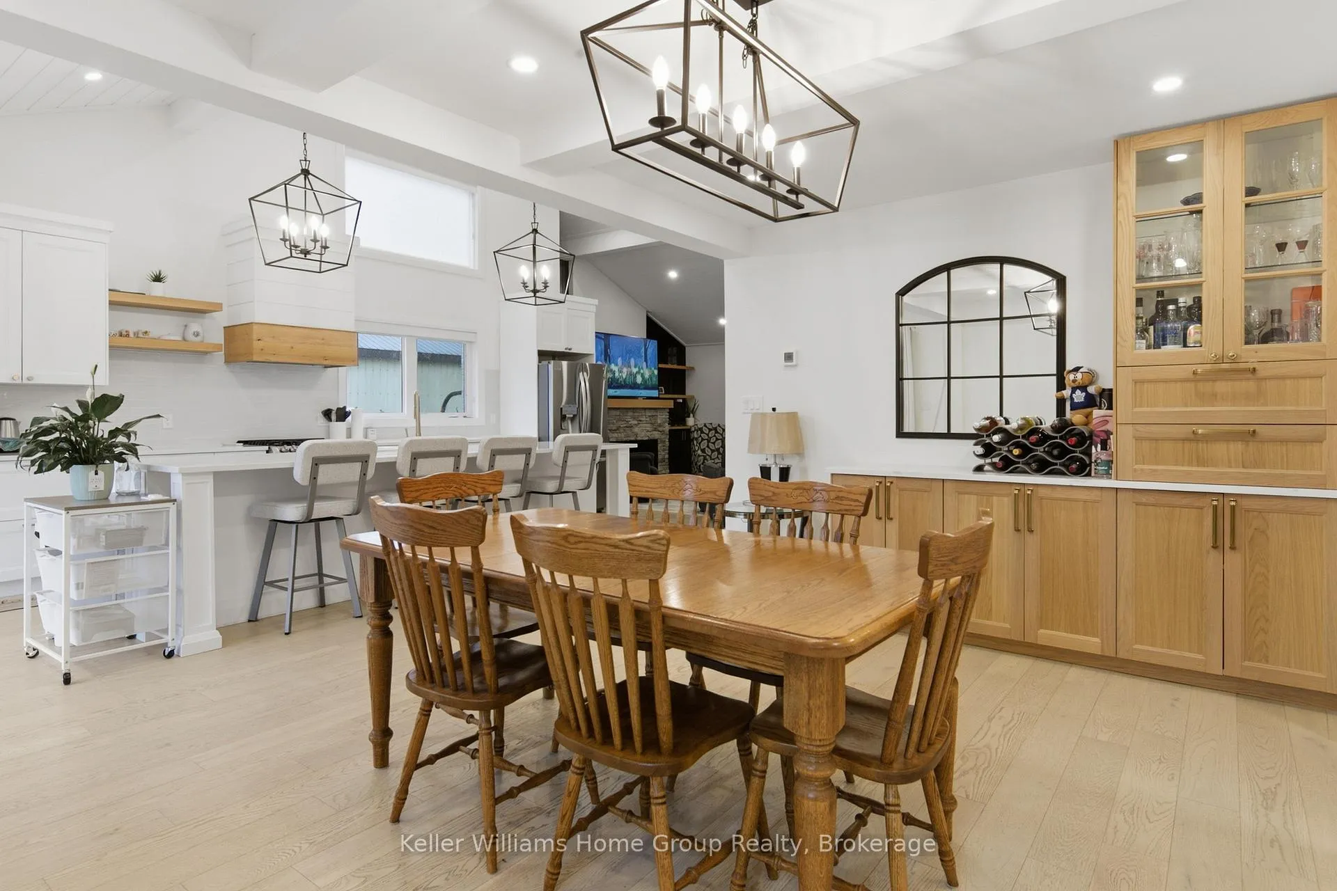 Photo 7 of 989 Northfield Drive E, Woolwich — HOMEH