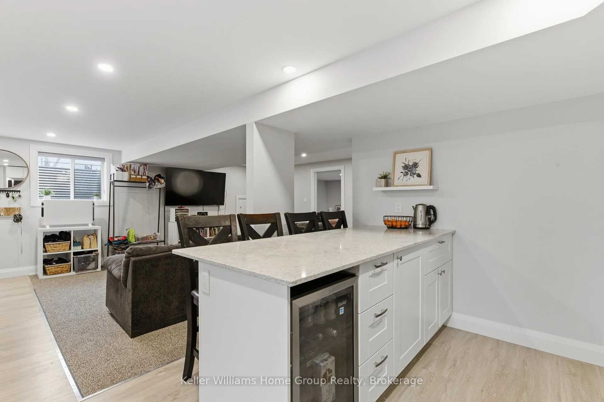 Photo 28 of 989 Northfield Drive E, Woolwich — HOMEH
