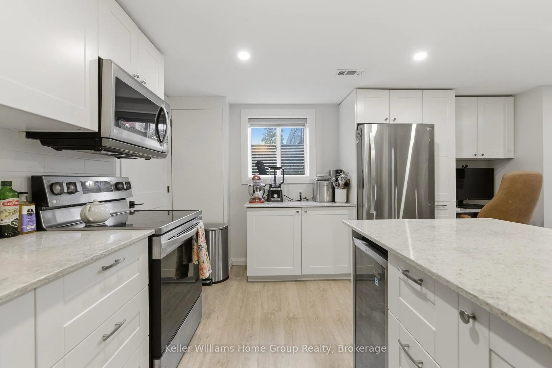 Photo 29 of 989 Northfield Drive E, Woolwich — HOMEH