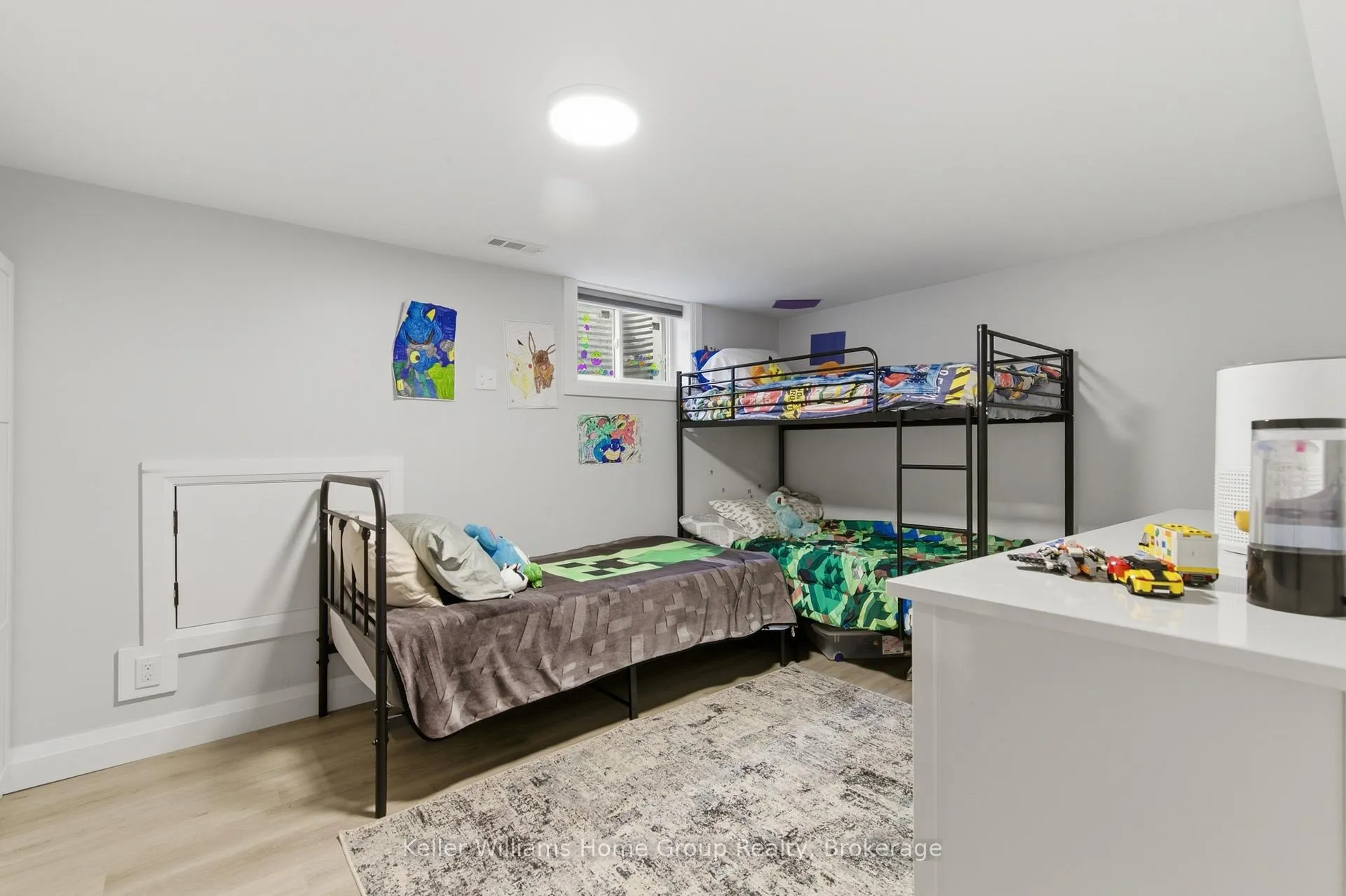 Photo 31 of 989 Northfield Drive E, Woolwich — HOMEH