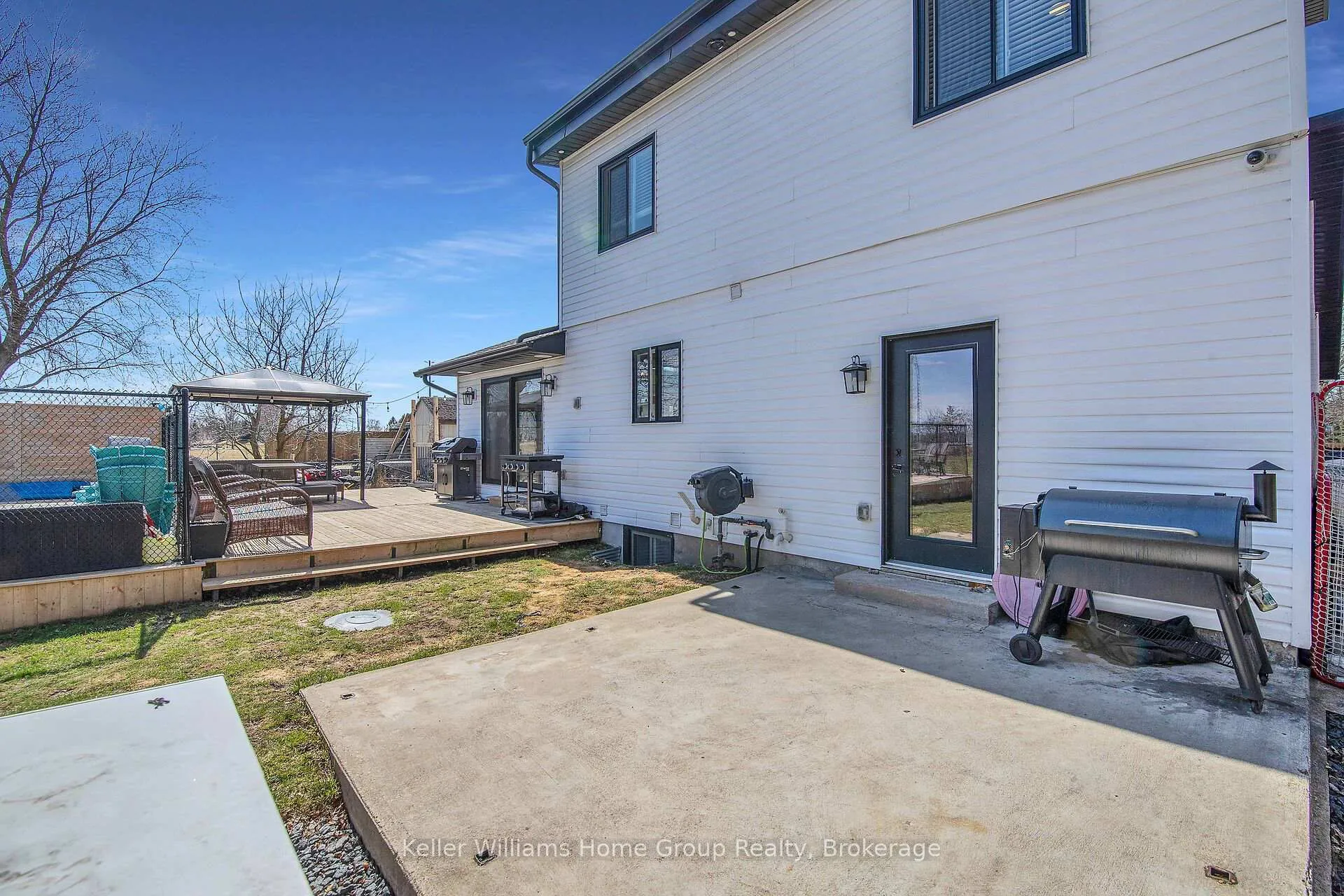 Photo 34 of 989 Northfield Drive E, Woolwich — HOMEH