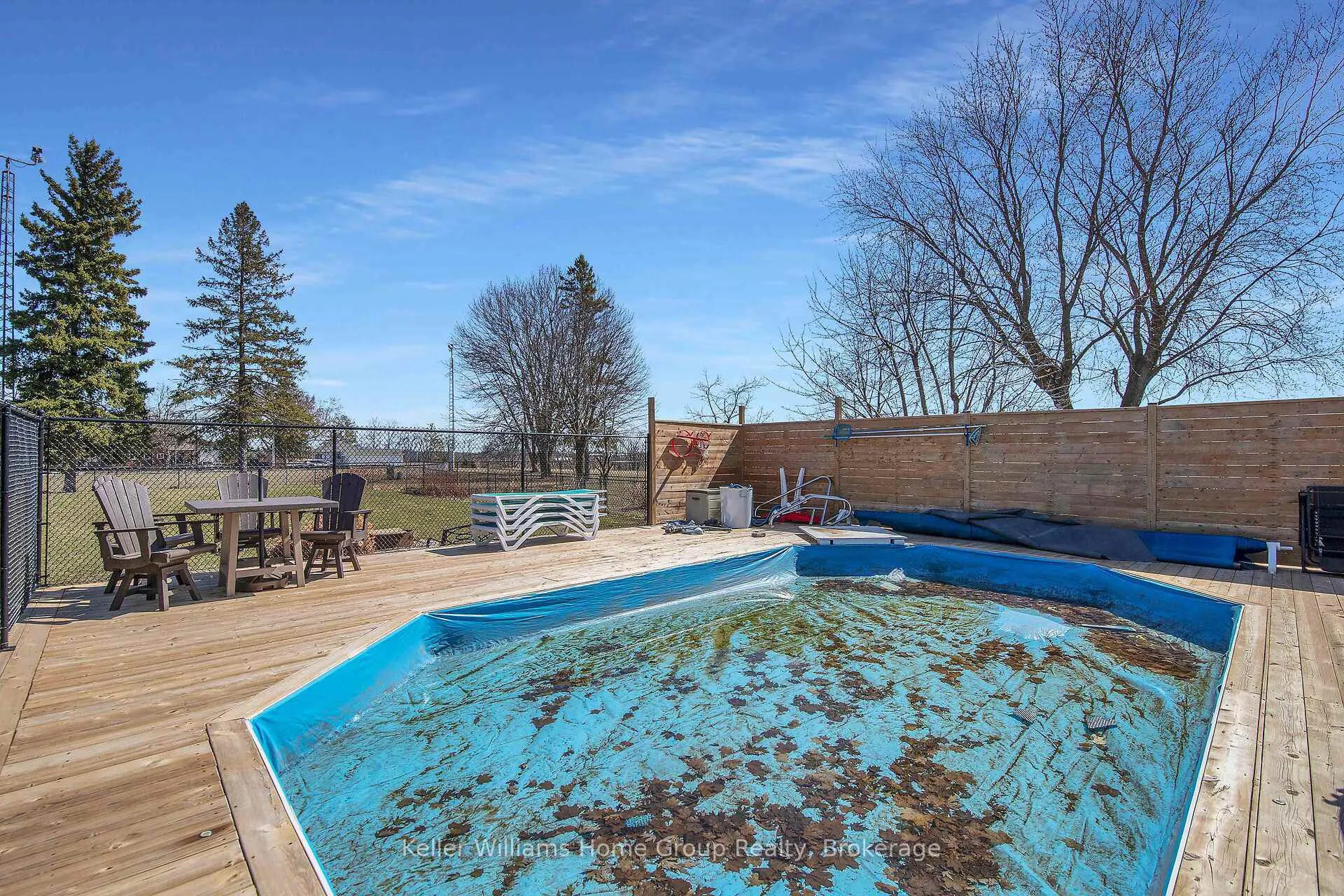 Photo 40 of 989 Northfield Drive E, Woolwich — HOMEH