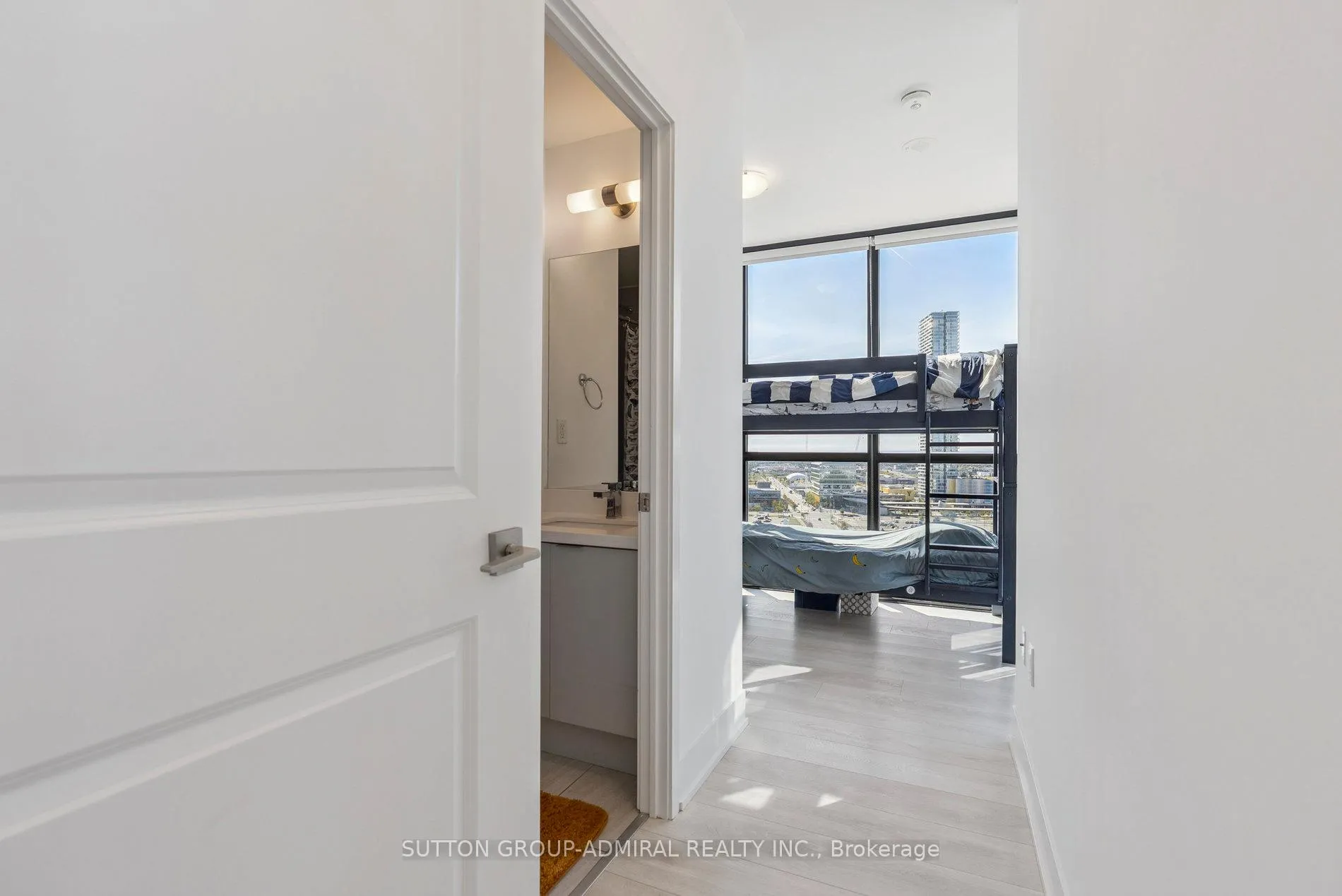 Photo 13 of Unit 1507, 2916 Highway 7 Road, Vaughan, Concord — HOMEH