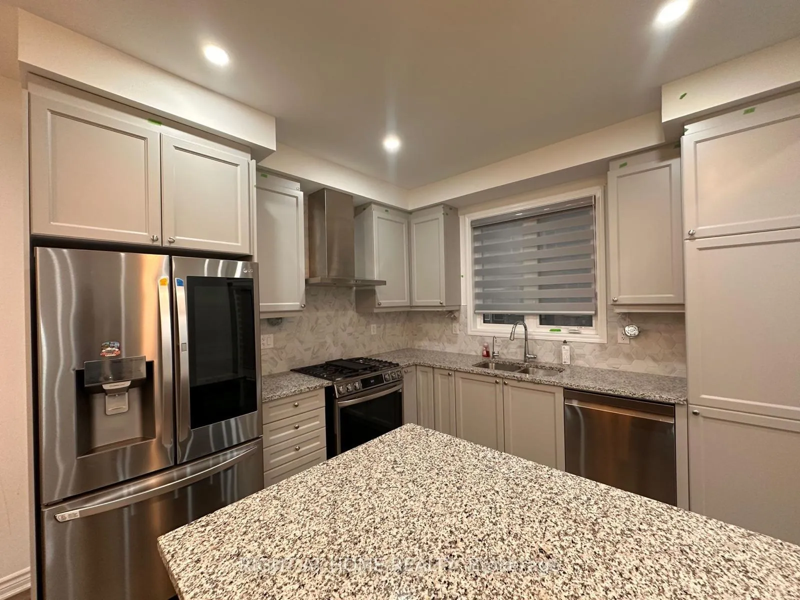 Photo 4 of 1568 Moira Crescent, Milton, Bowes — HOMEH