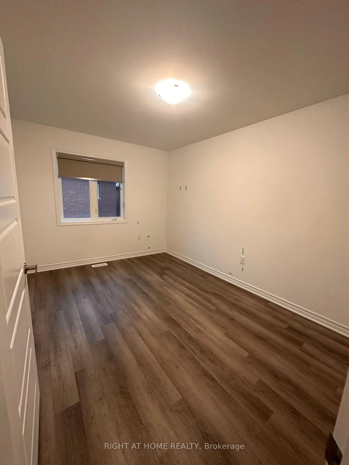 Photo 15 of 1568 Moira Crescent, Milton, Bowes — HOMEH