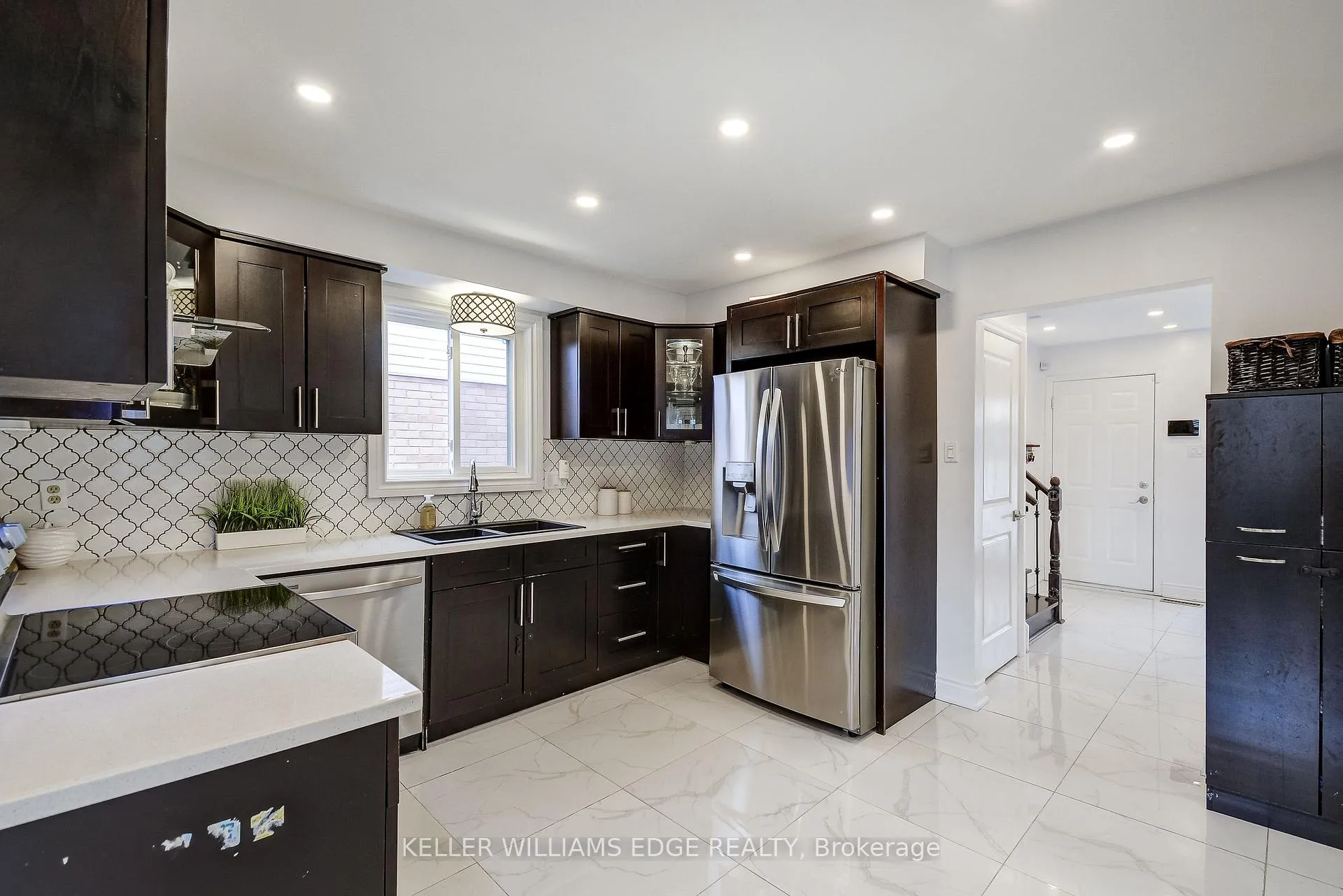 Photo 13 of 18 Desantis Court, Hamilton, Rushdale — HOMEH
