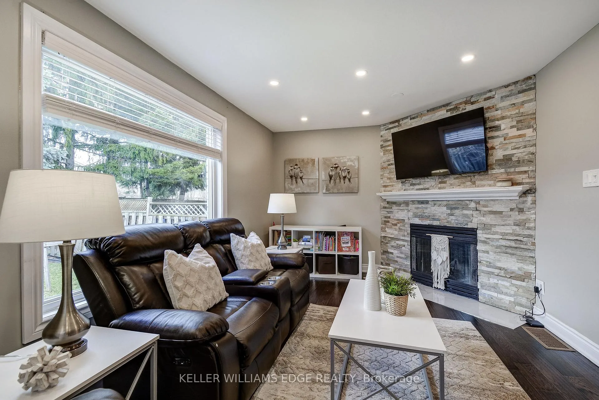Photo 16 of 18 Desantis Court, Hamilton, Rushdale — HOMEH