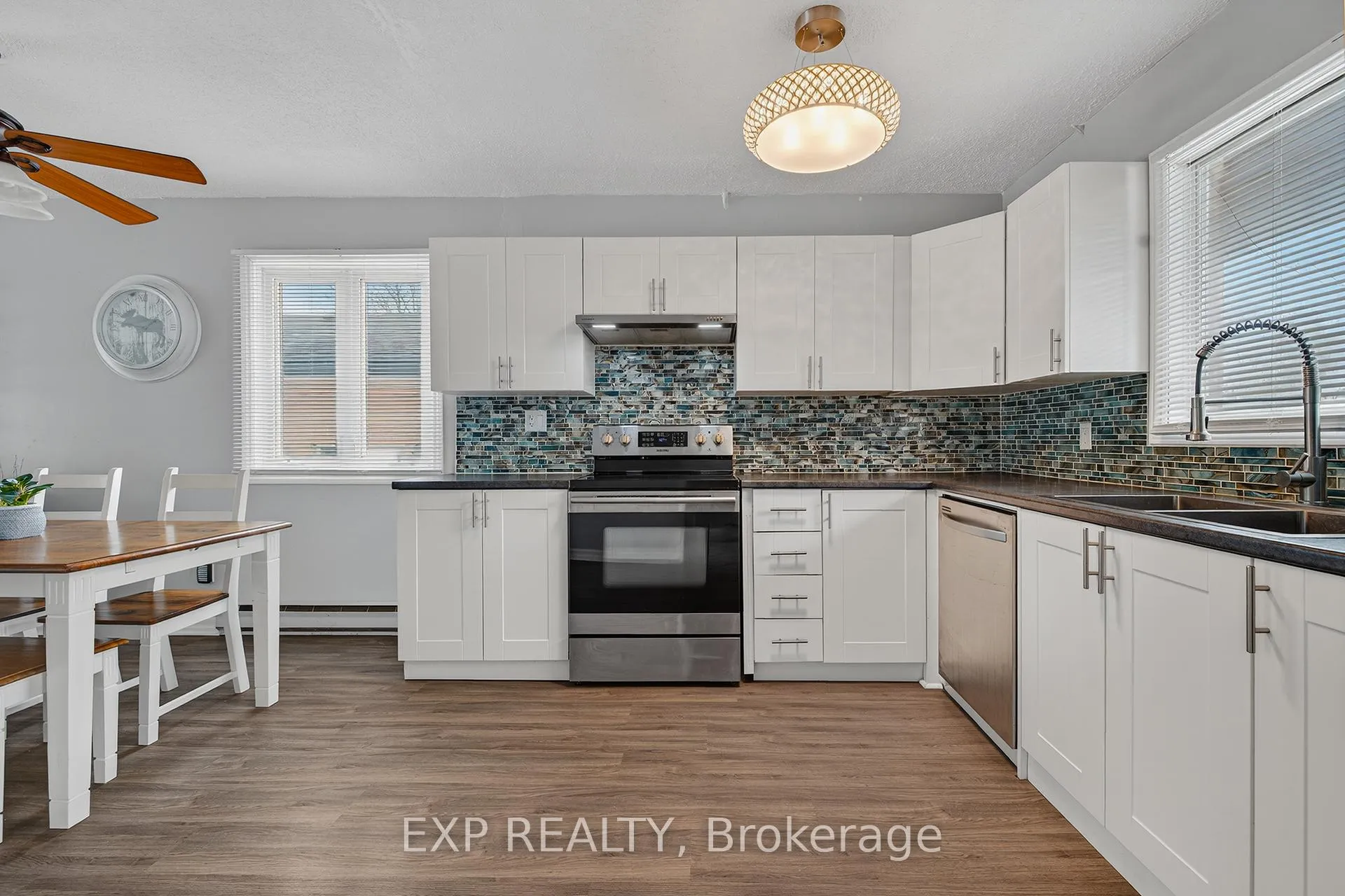 Photo 6 of 196 Lightbourne Avenue, Stratford — HOMEH