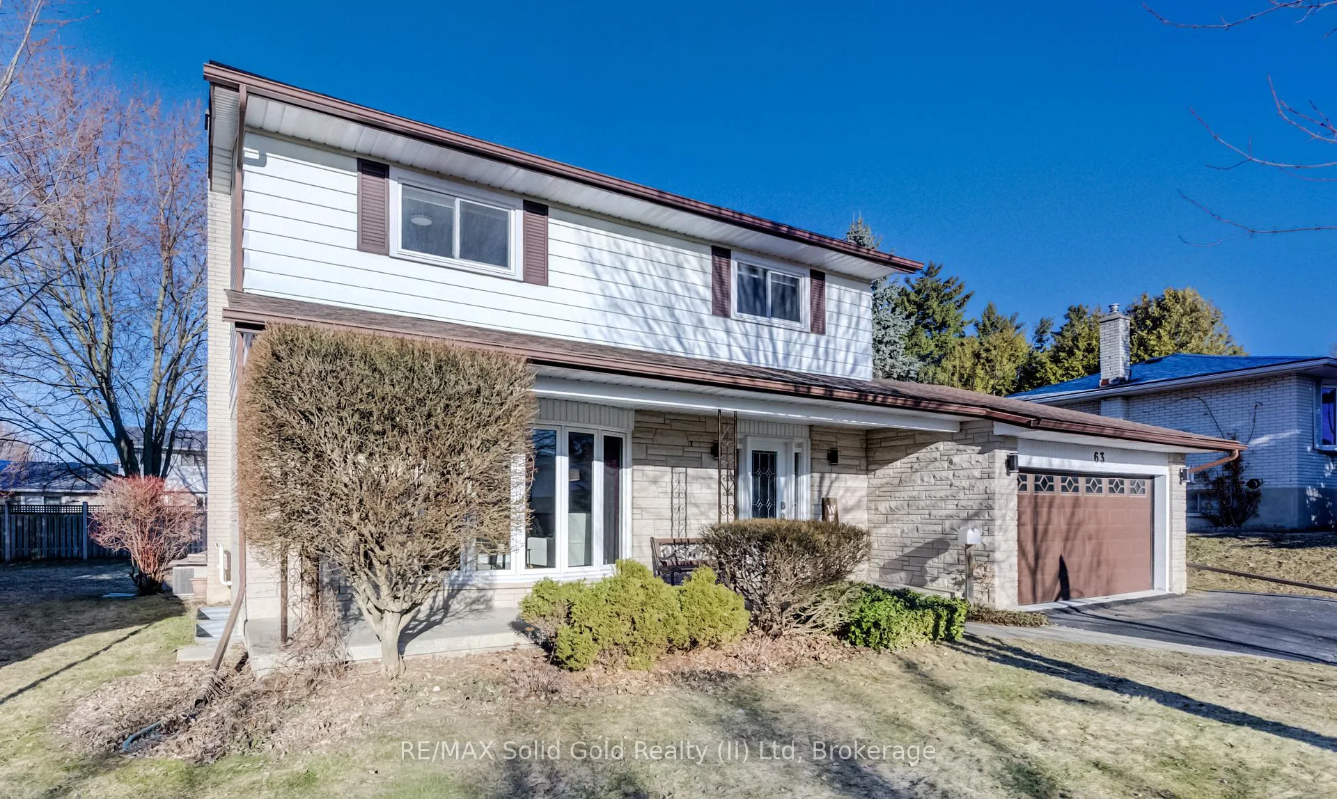 Photo 2 of 63 Kingston Crescent, Kitchener — HOMEH