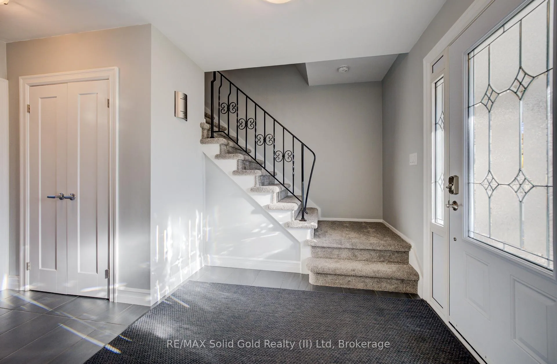 Photo 6 of 63 Kingston Crescent, Kitchener — HOMEH