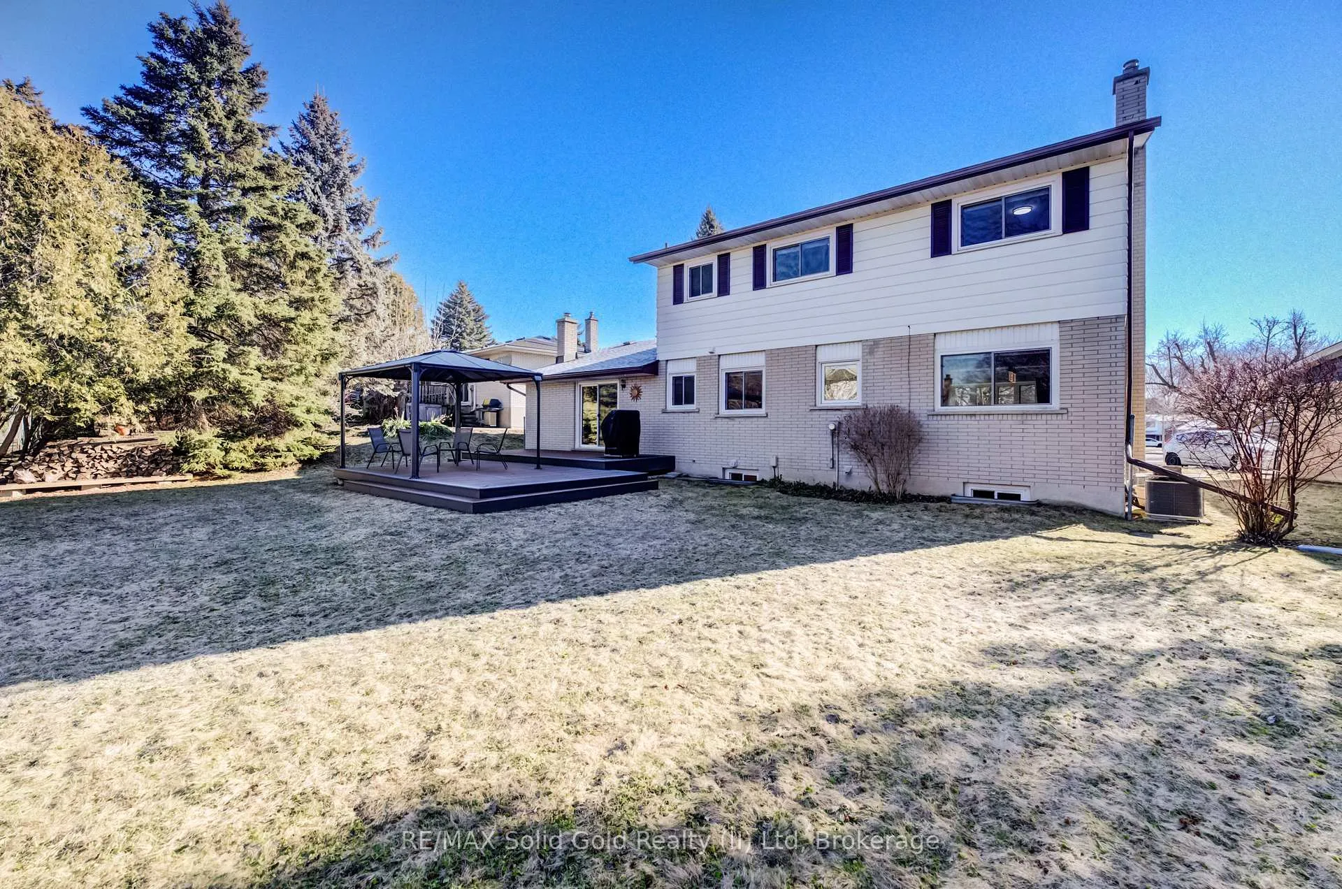 Photo 39 of 63 Kingston Crescent, Kitchener — HOMEH