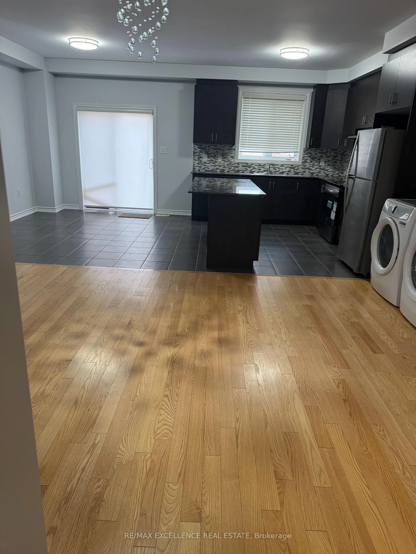 Photo 2 of 25 Sail Road, Brampton, Northwest Brampton — HOMEH