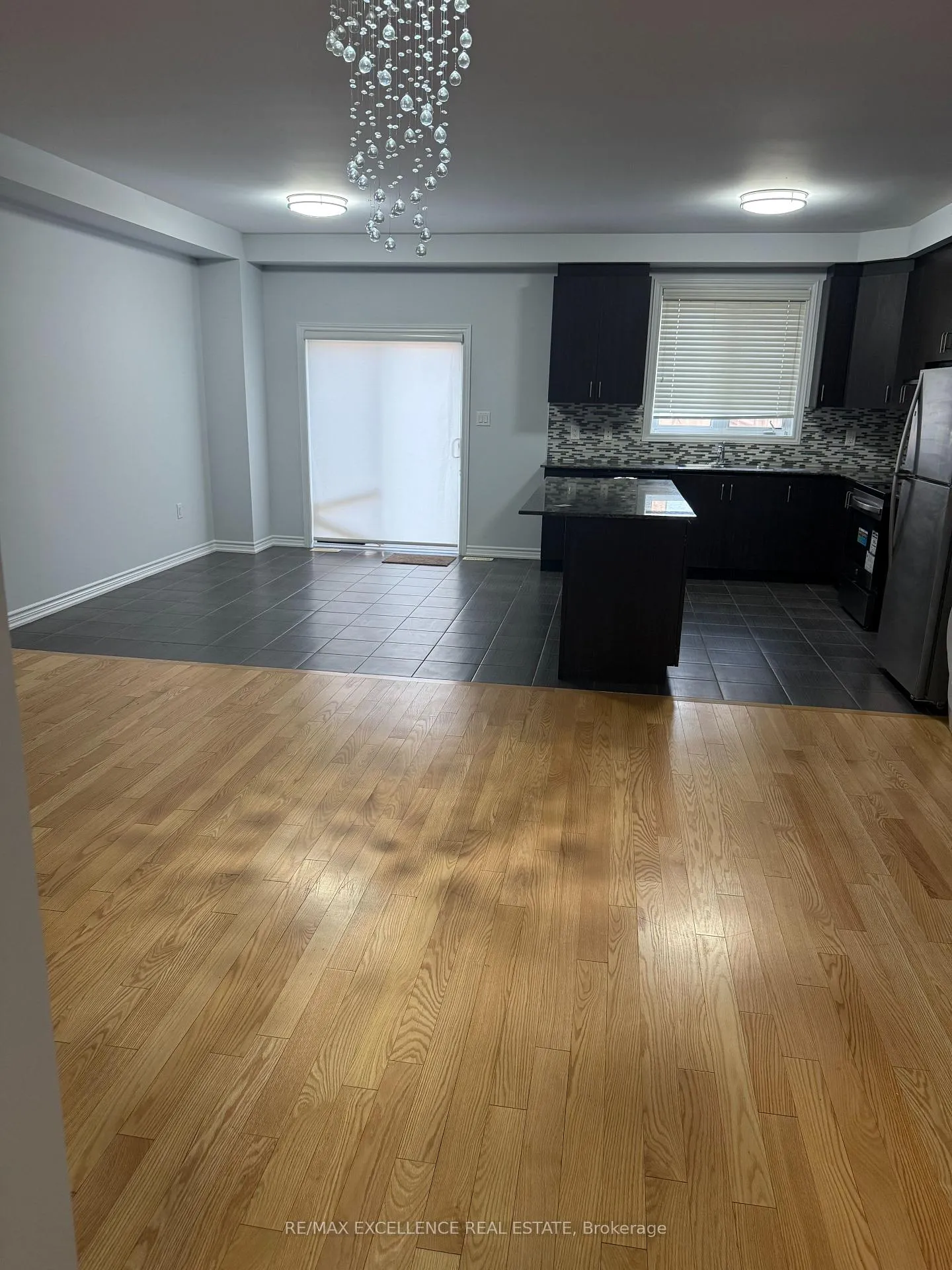 Photo 3 of 25 Sail Road, Brampton, Northwest Brampton — HOMEH