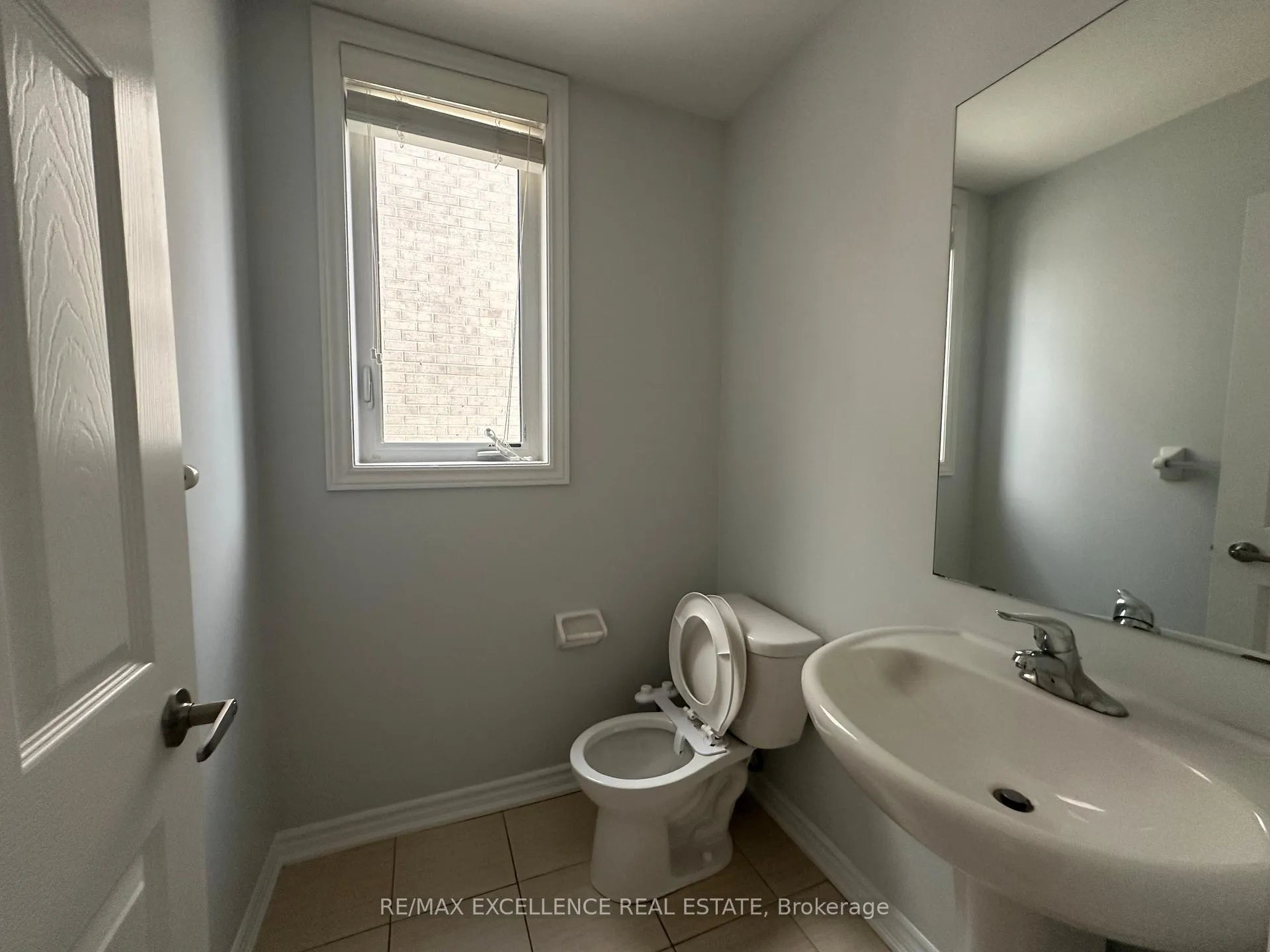 Photo 11 of 25 Sail Road, Brampton, Northwest Brampton — HOMEH