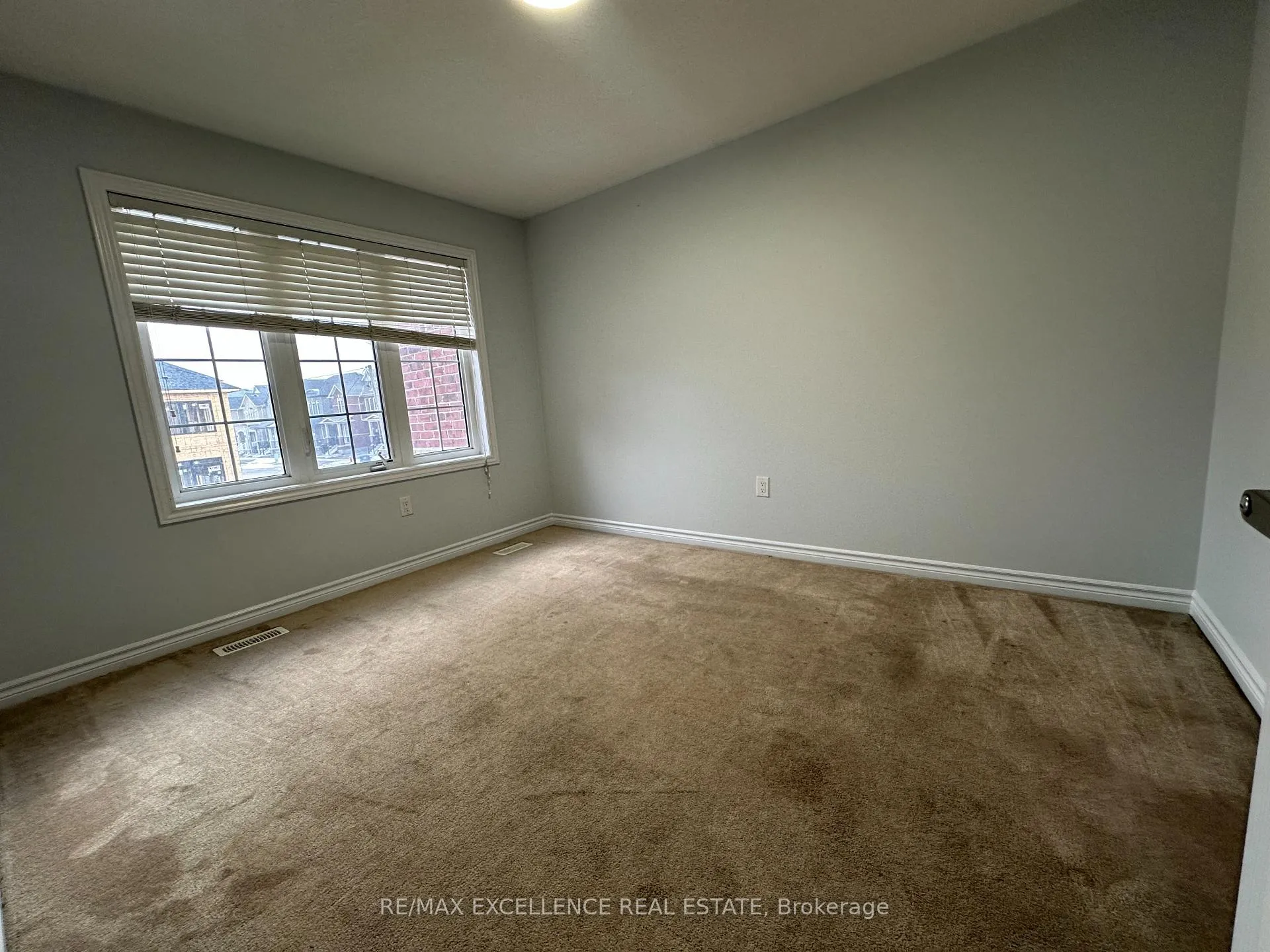 Photo 14 of 25 Sail Road, Brampton, Northwest Brampton — HOMEH