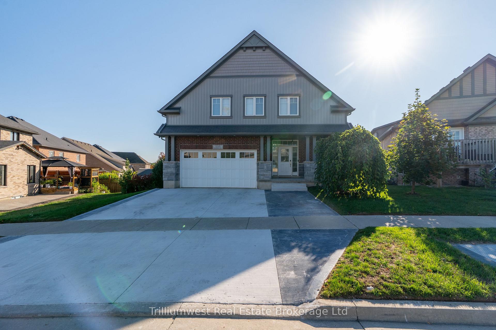 Photo 1 of 535 Woodbine Avenue, Kitchener — HOMEH