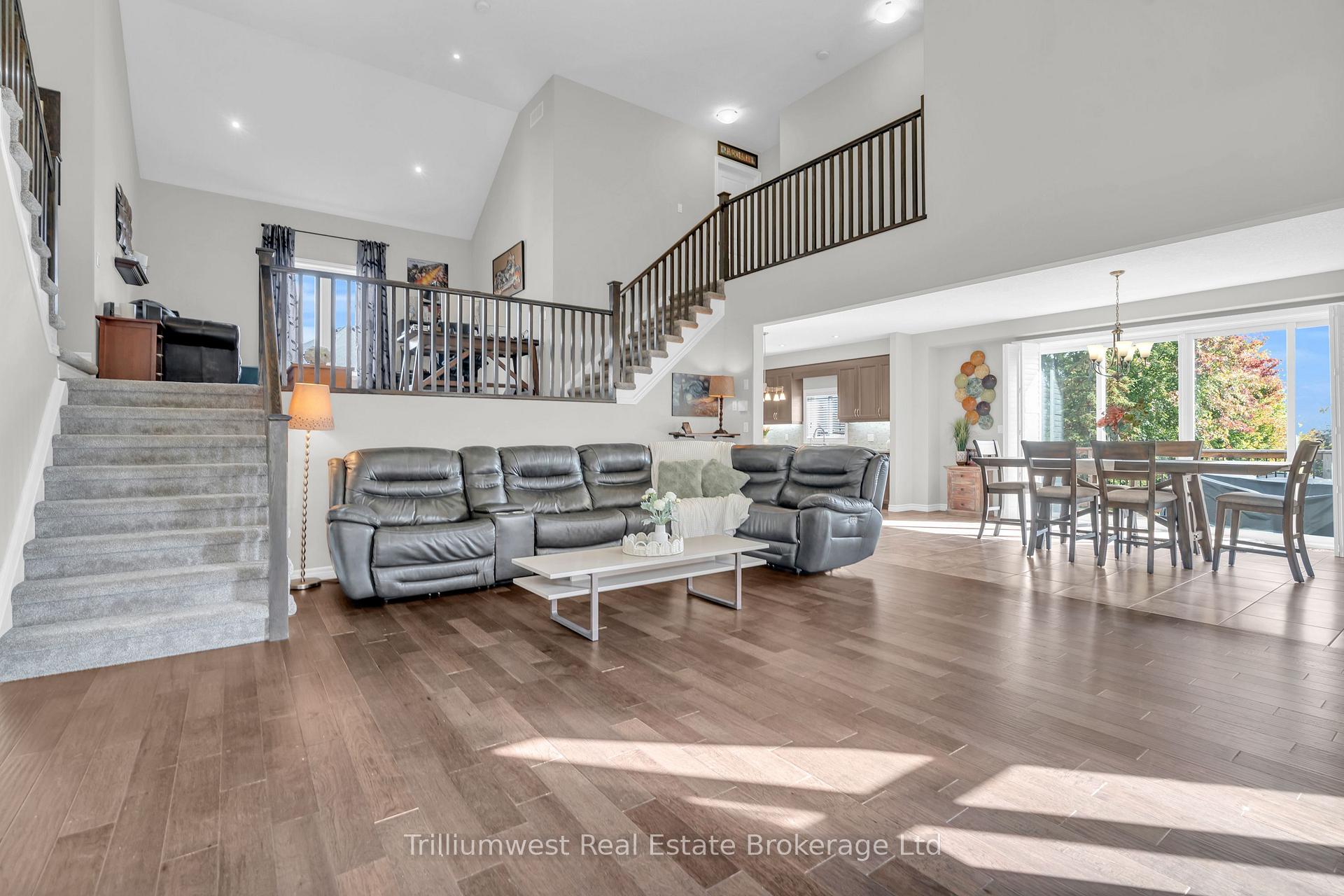 Photo 8 of 535 Woodbine Avenue, Kitchener — HOMEH