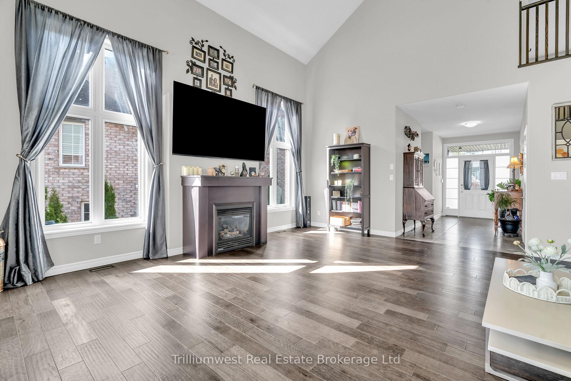 Photo 11 of 535 Woodbine Avenue, Kitchener — HOMEH