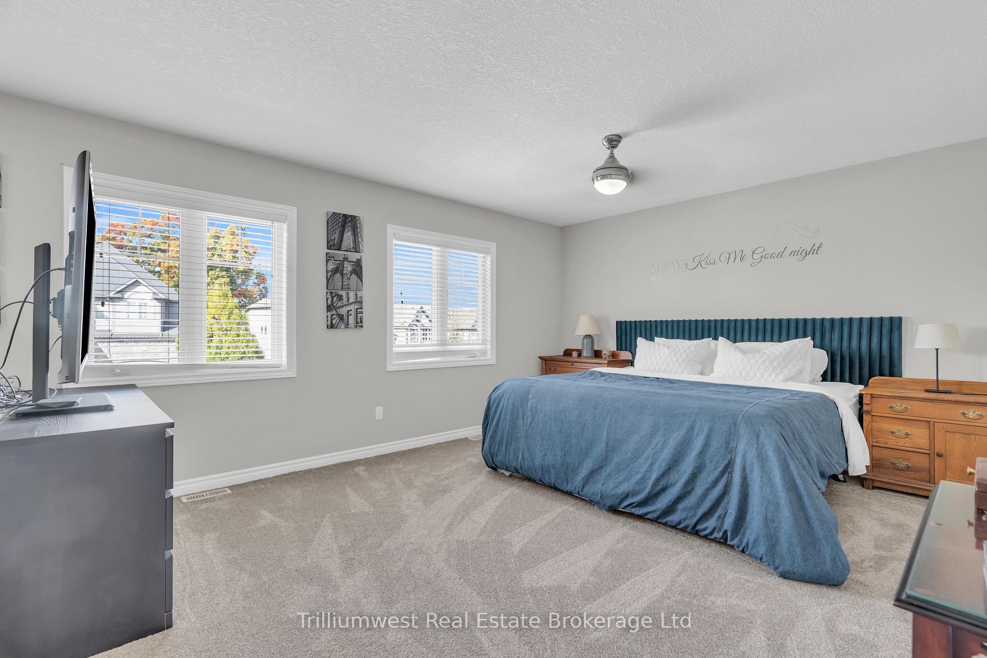 Photo 31 of 535 Woodbine Avenue, Kitchener — HOMEH