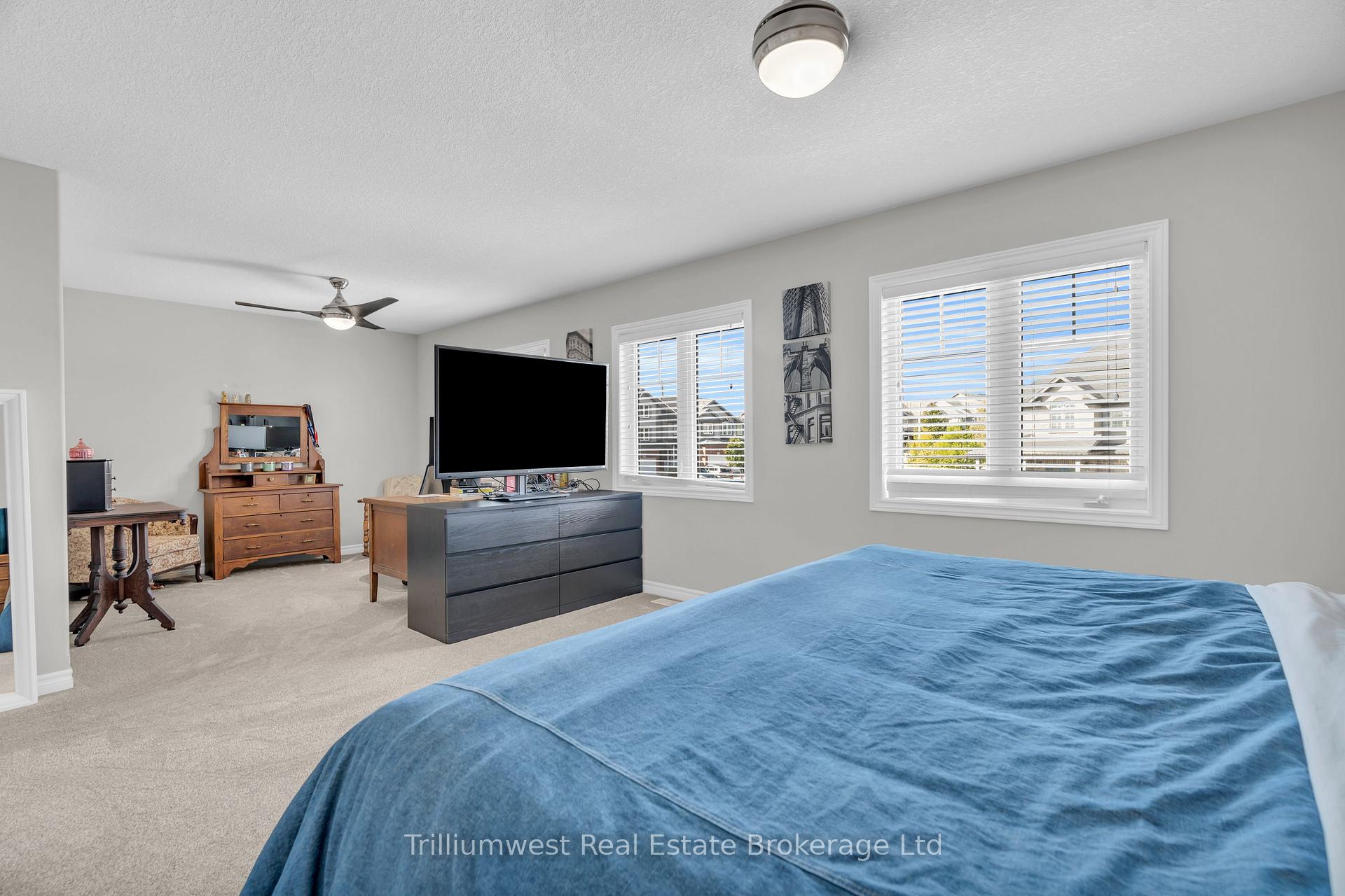 Photo 32 of 535 Woodbine Avenue, Kitchener — HOMEH