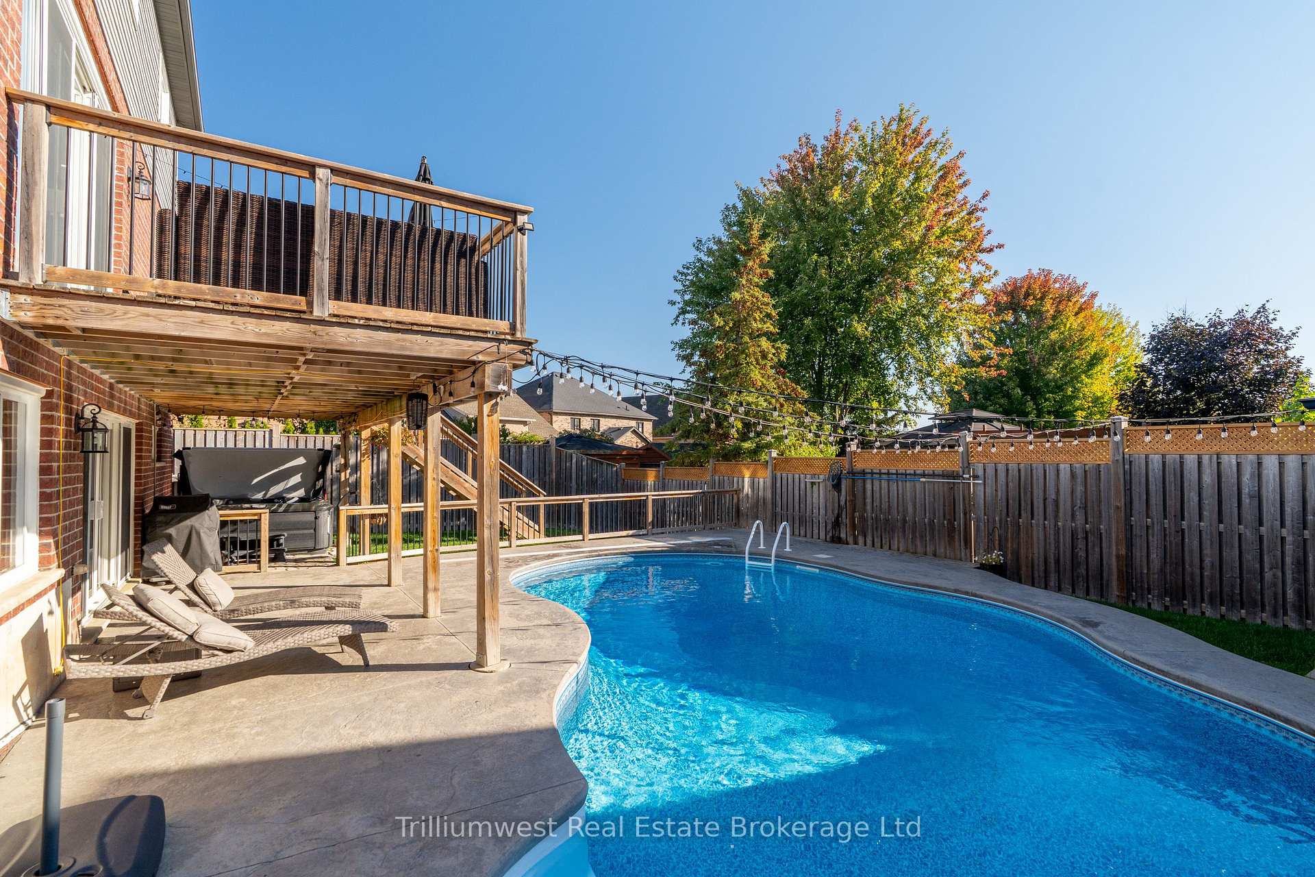 Photo 35 of 535 Woodbine Avenue, Kitchener — HOMEH