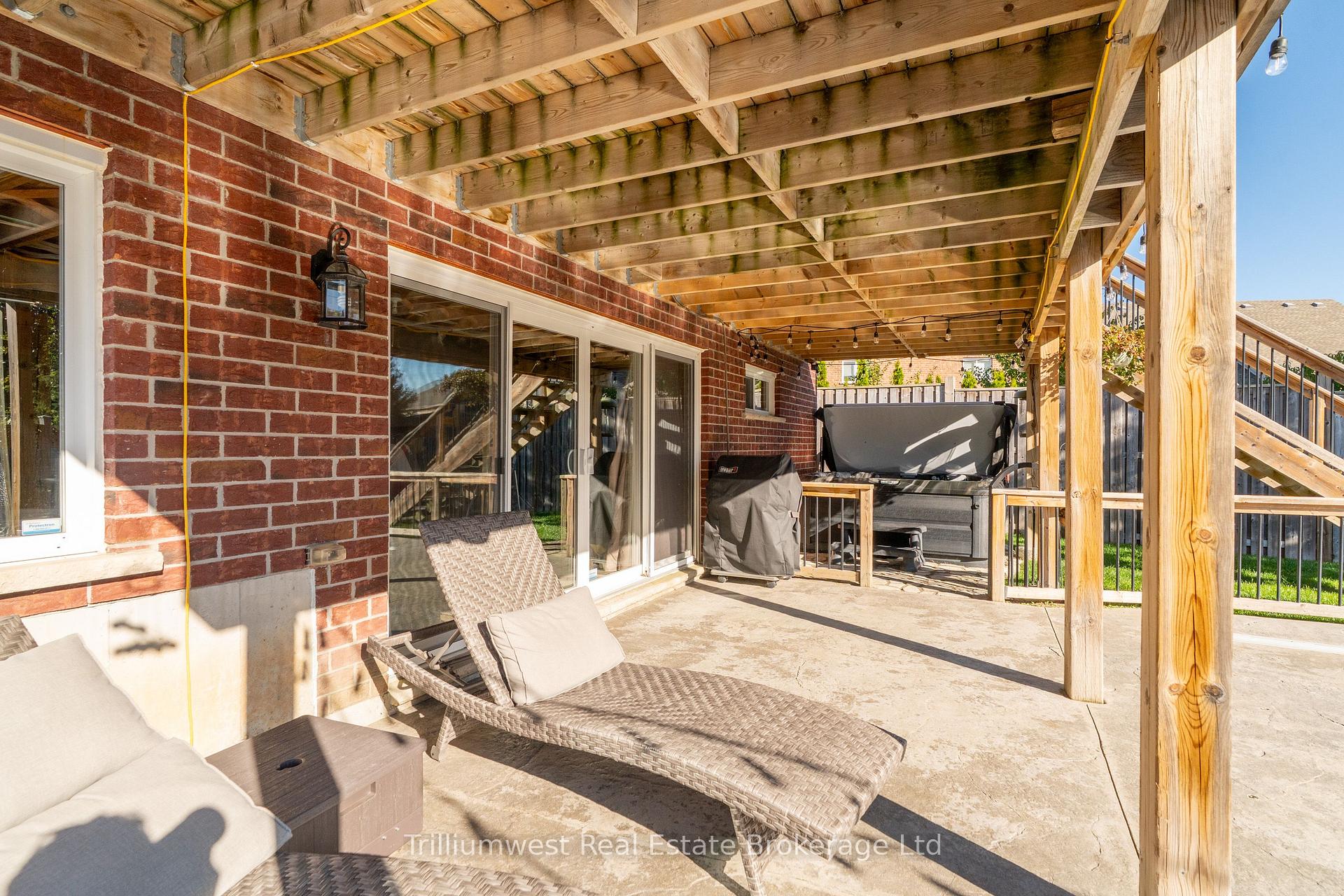 Photo 38 of 535 Woodbine Avenue, Kitchener — HOMEH