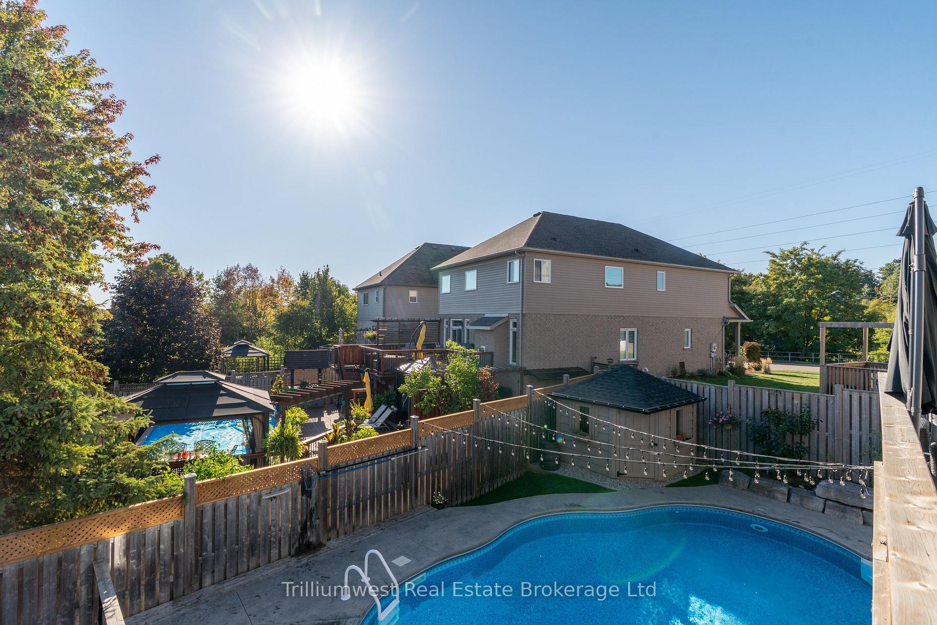 Photo 43 of 535 Woodbine Avenue, Kitchener — HOMEH