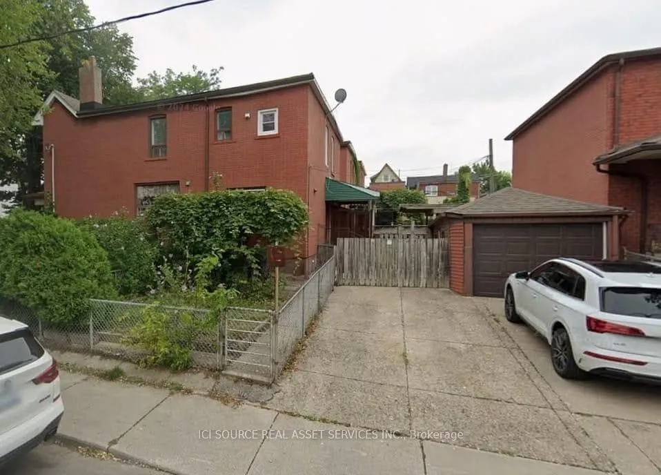 Photo 1 of Unit Lower, 29 Via Italia, Toronto, Corso Italia-Davenport — HOMEH