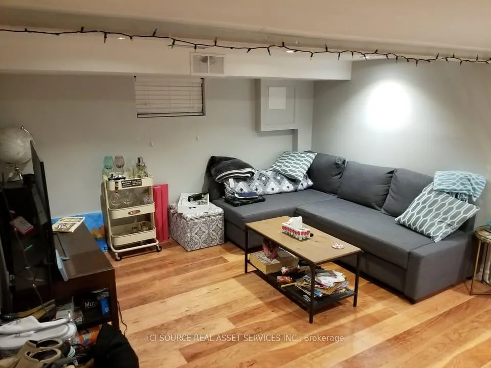 Photo 2 of Unit Lower, 29 Via Italia, Toronto, Corso Italia-Davenport — HOMEH