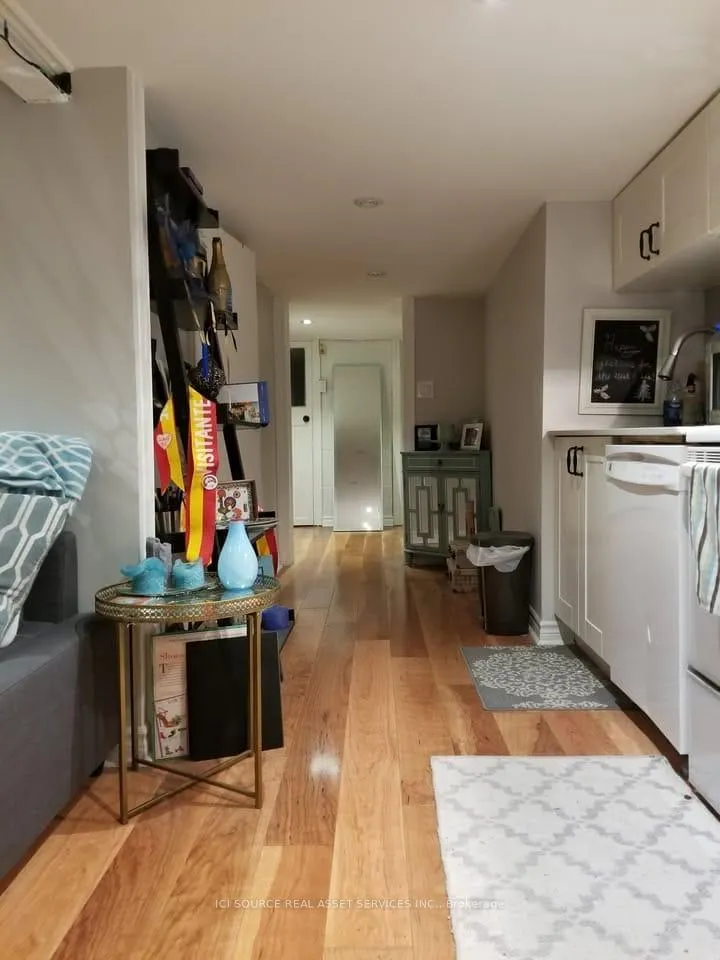 Photo 9 of Unit Lower, 29 Via Italia, Toronto, Corso Italia-Davenport — HOMEH