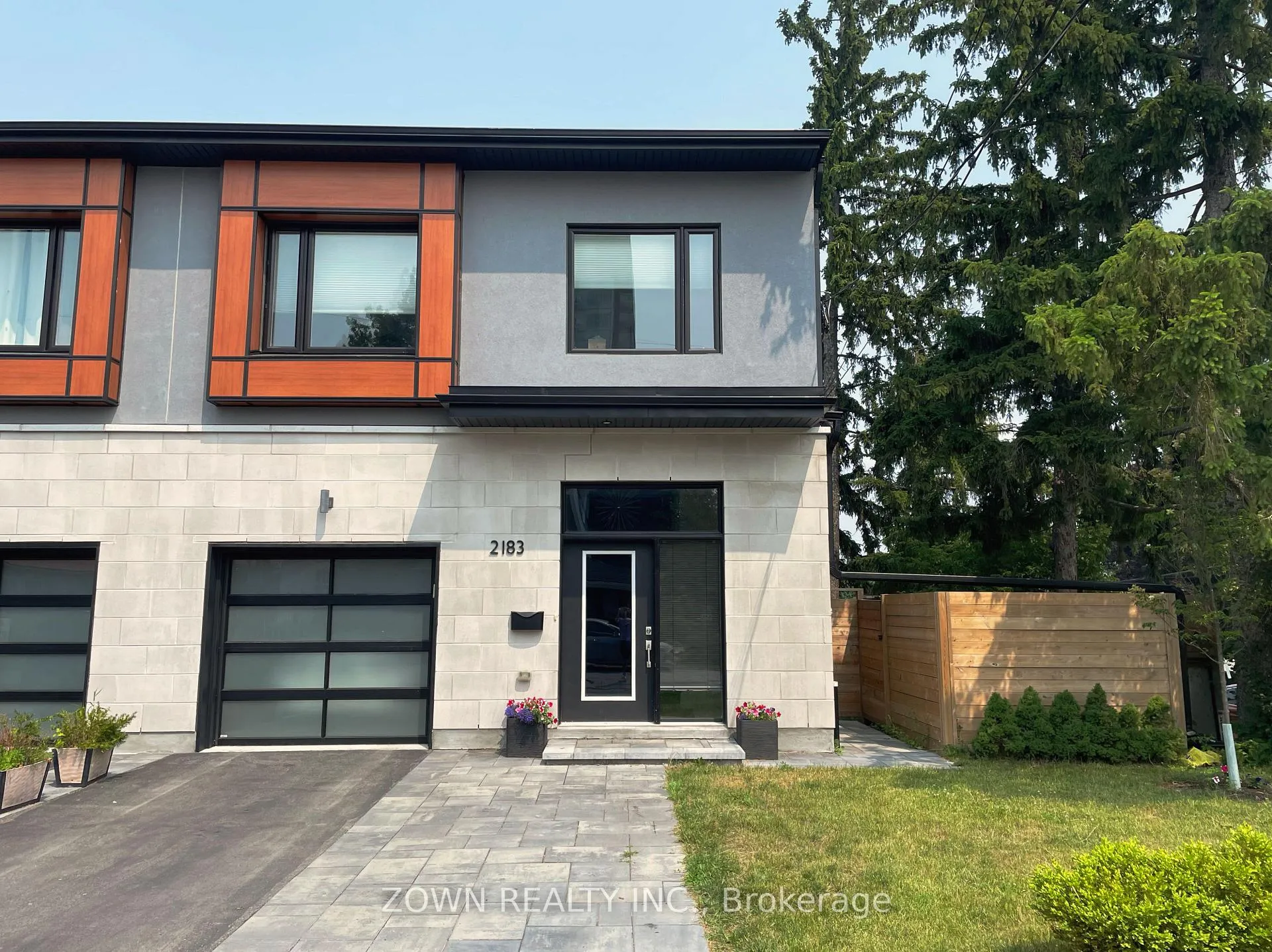 Photo 1 of 2183 Deschenes Street, Ottawa, Woodroffe — HOMEH