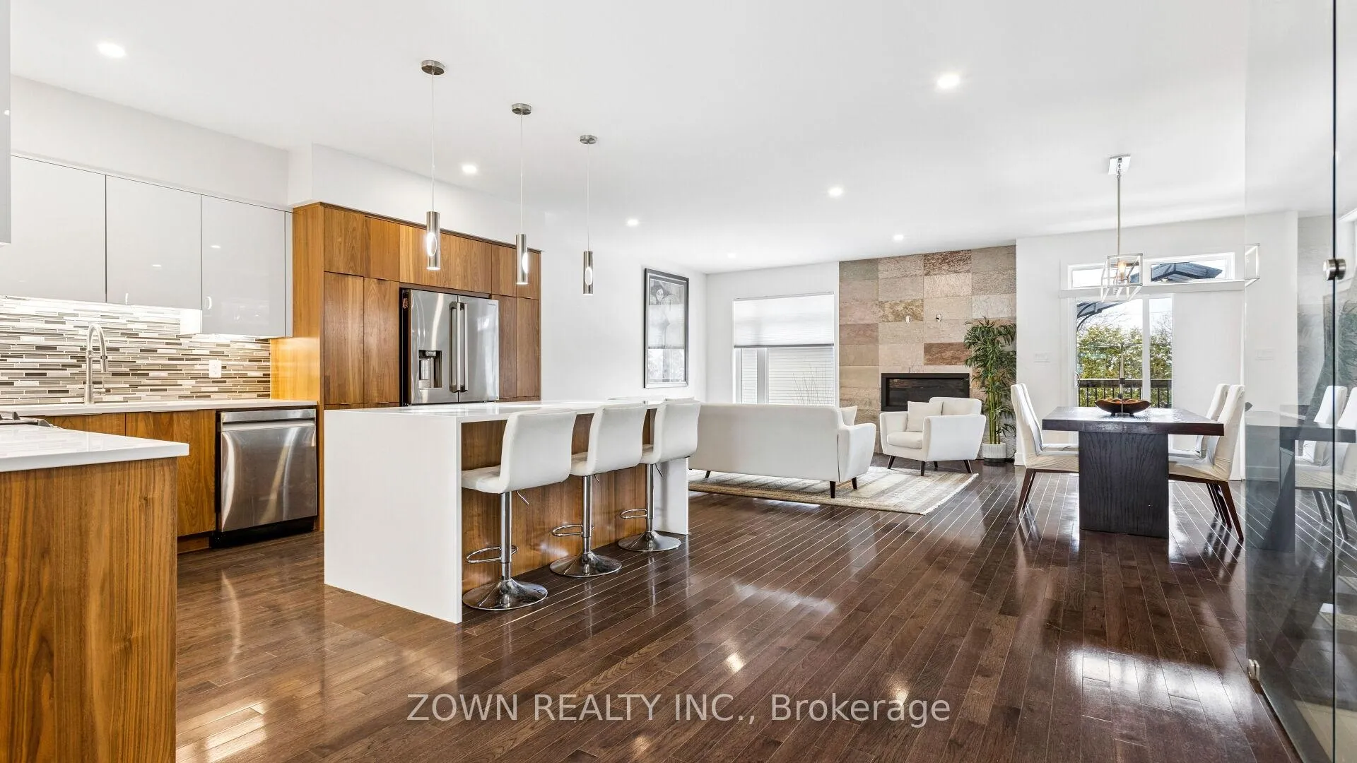 Photo 18 of 2183 Deschenes Street, Ottawa, Woodroffe — HOMEH