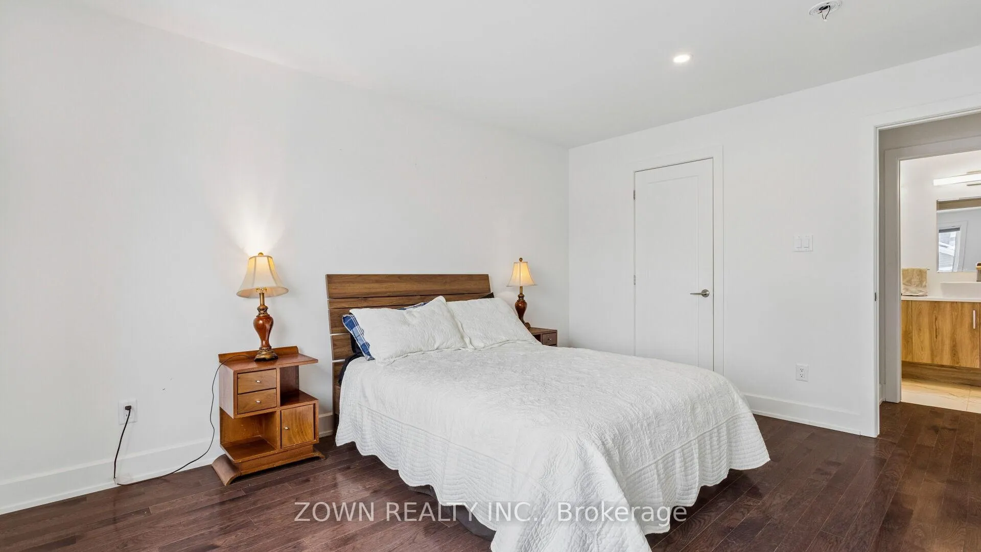 Photo 25 of 2183 Deschenes Street, Ottawa, Woodroffe — HOMEH