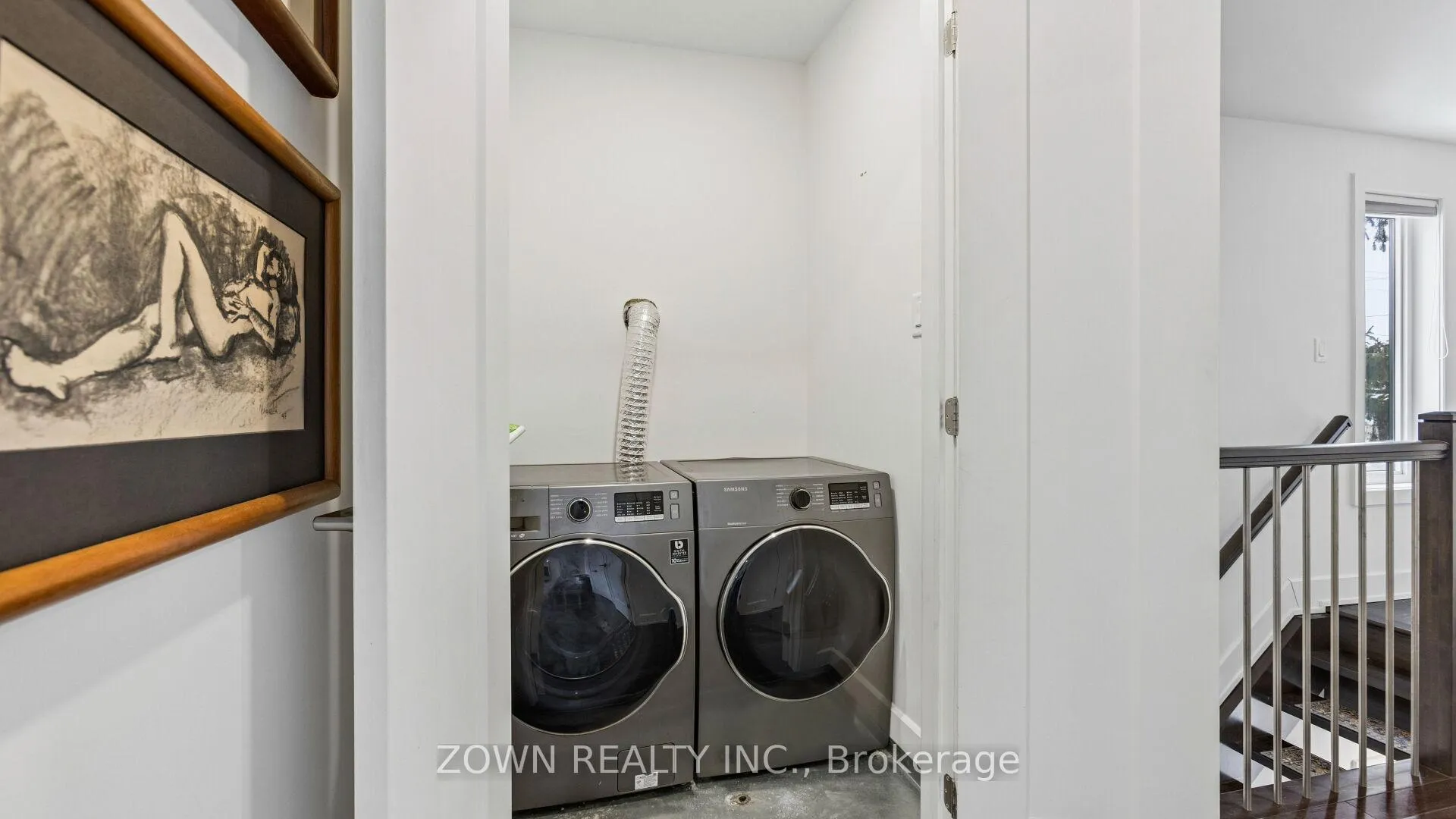 Photo 34 of 2183 Deschenes Street, Ottawa, Woodroffe — HOMEH