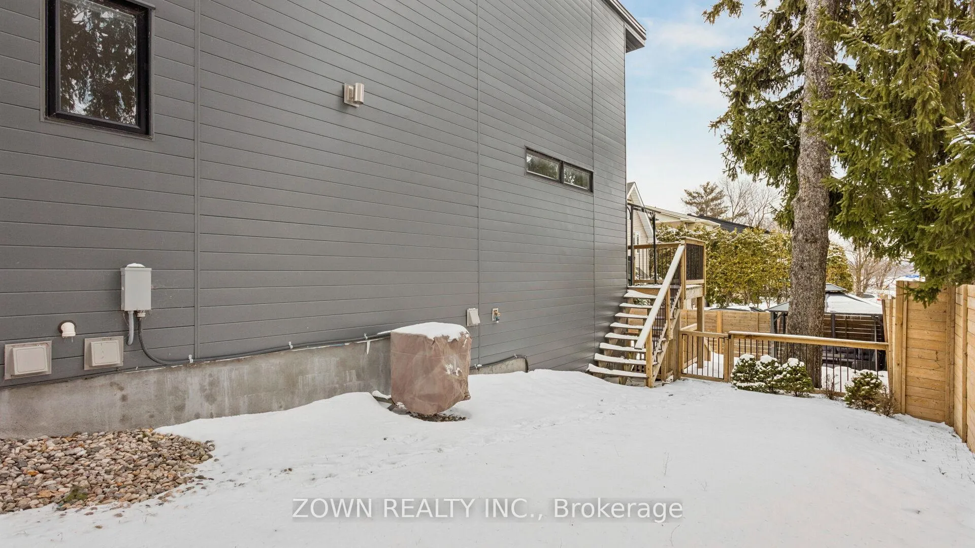 Photo 45 of 2183 Deschenes Street, Ottawa, Woodroffe — HOMEH