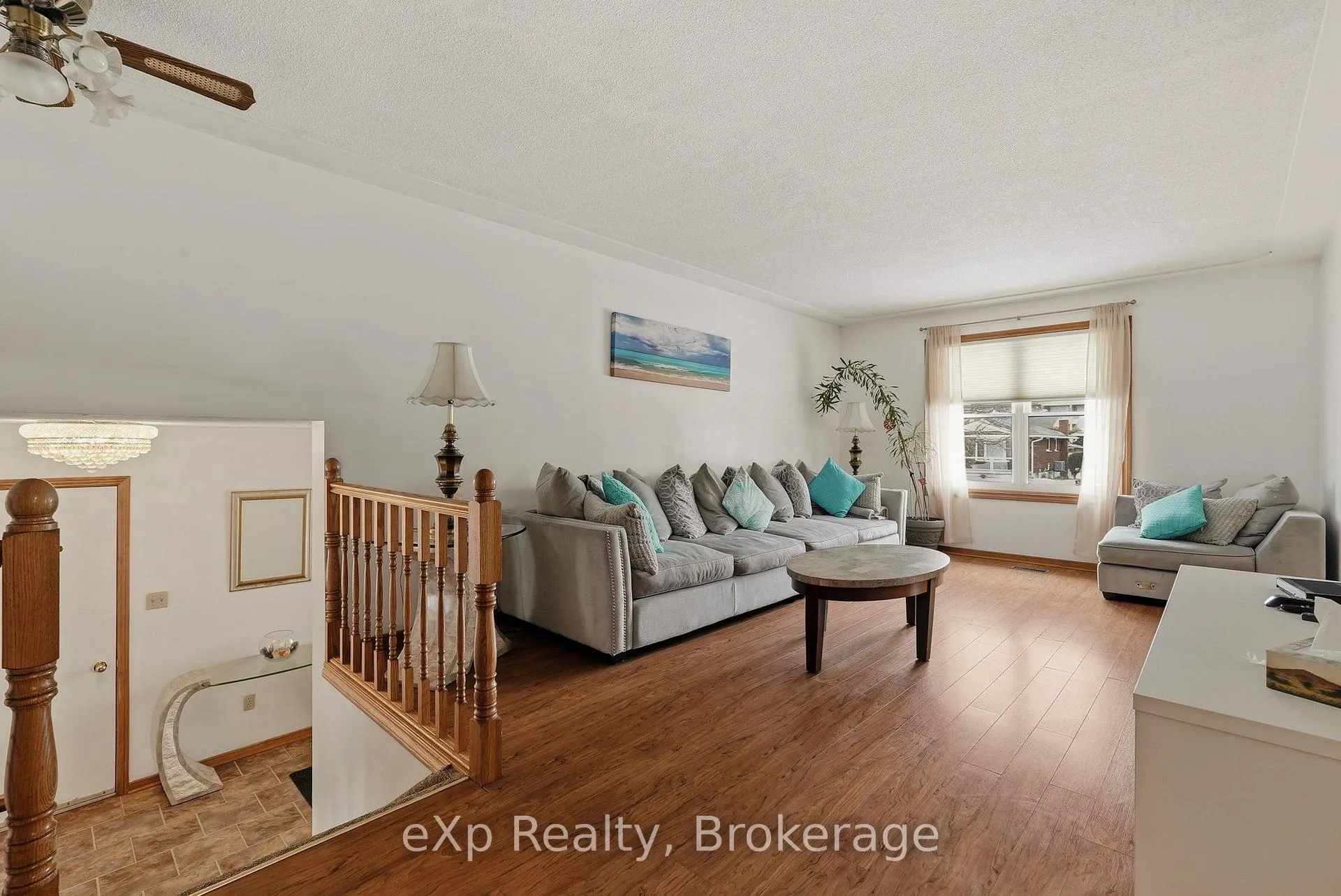 Photo 9 of 407 Durham Street E, Wellington North, Mount Forest — HOMEH