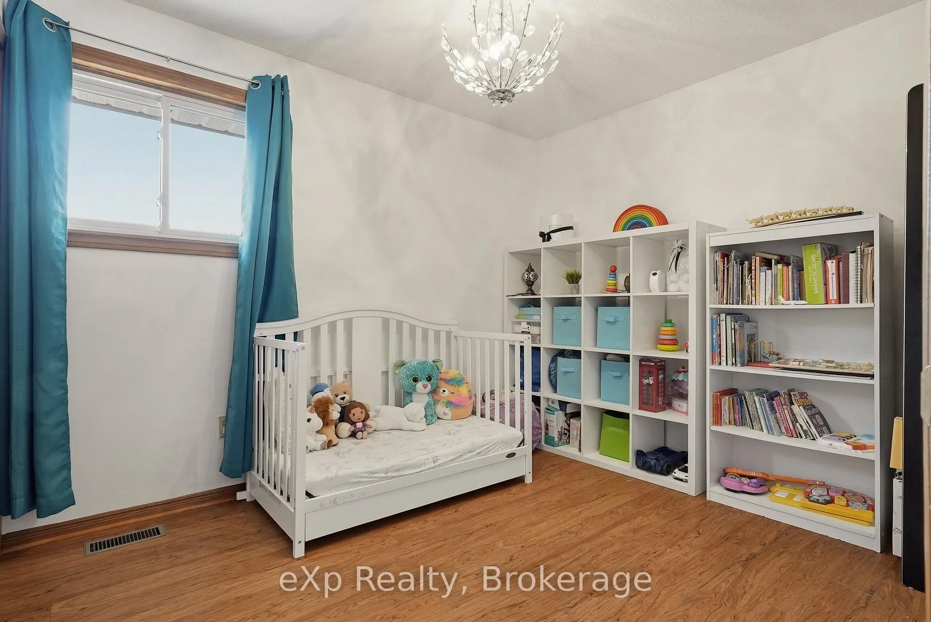 Photo 19 of 407 Durham Street E, Wellington North, Mount Forest — HOMEH