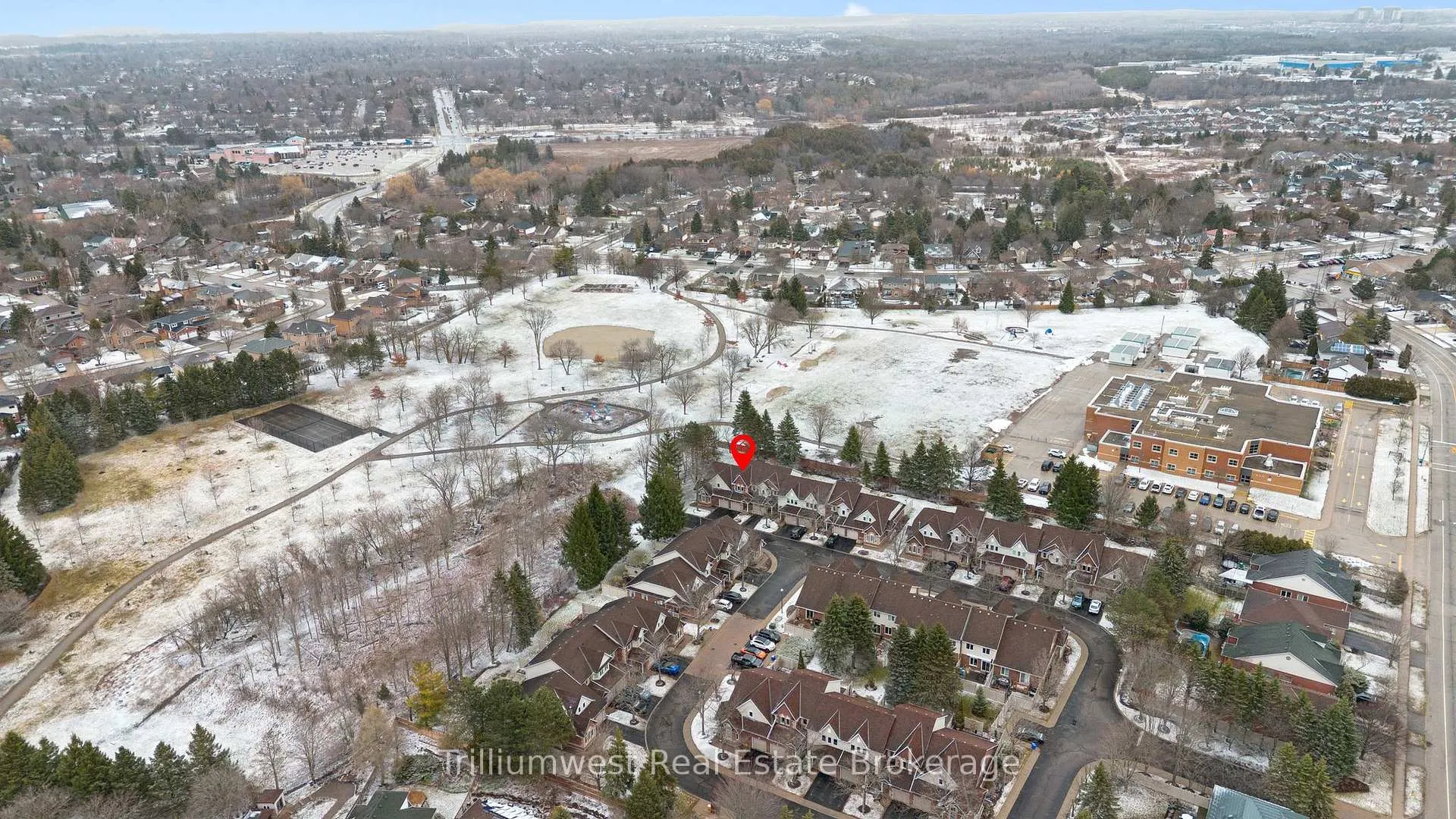 Photo 2 of Unit Unit 2, 39 Ptarmigan Drive, Guelph, Kortright Hills — HOMEH