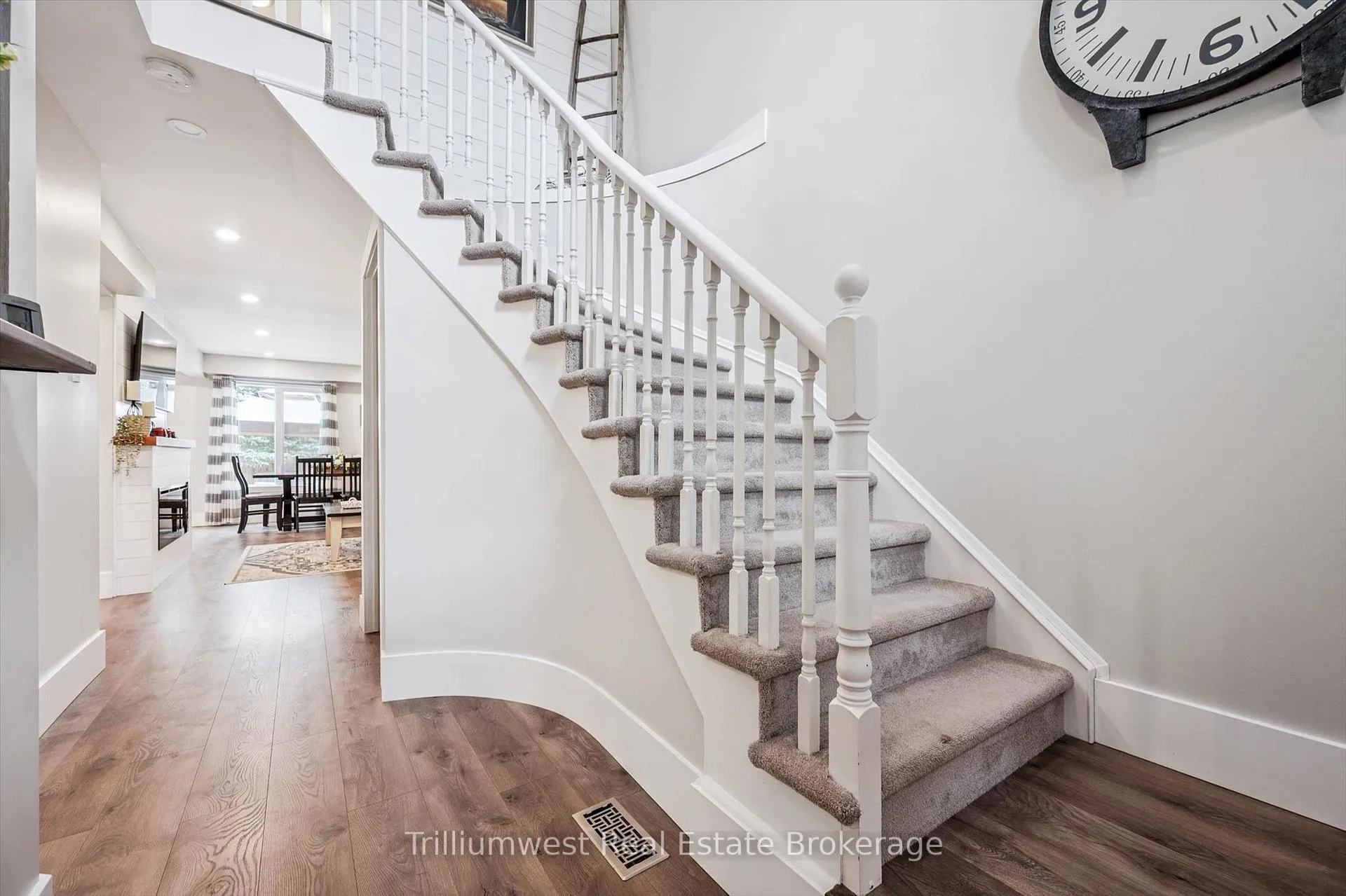 Photo 7 of Unit Unit 2, 39 Ptarmigan Drive, Guelph, Kortright Hills — HOMEH