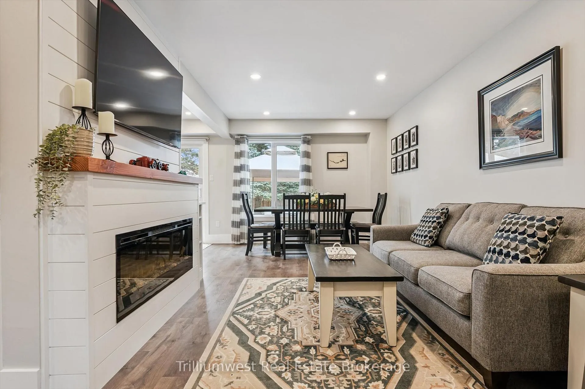 Photo 8 of Unit Unit 2, 39 Ptarmigan Drive, Guelph, Kortright Hills — HOMEH