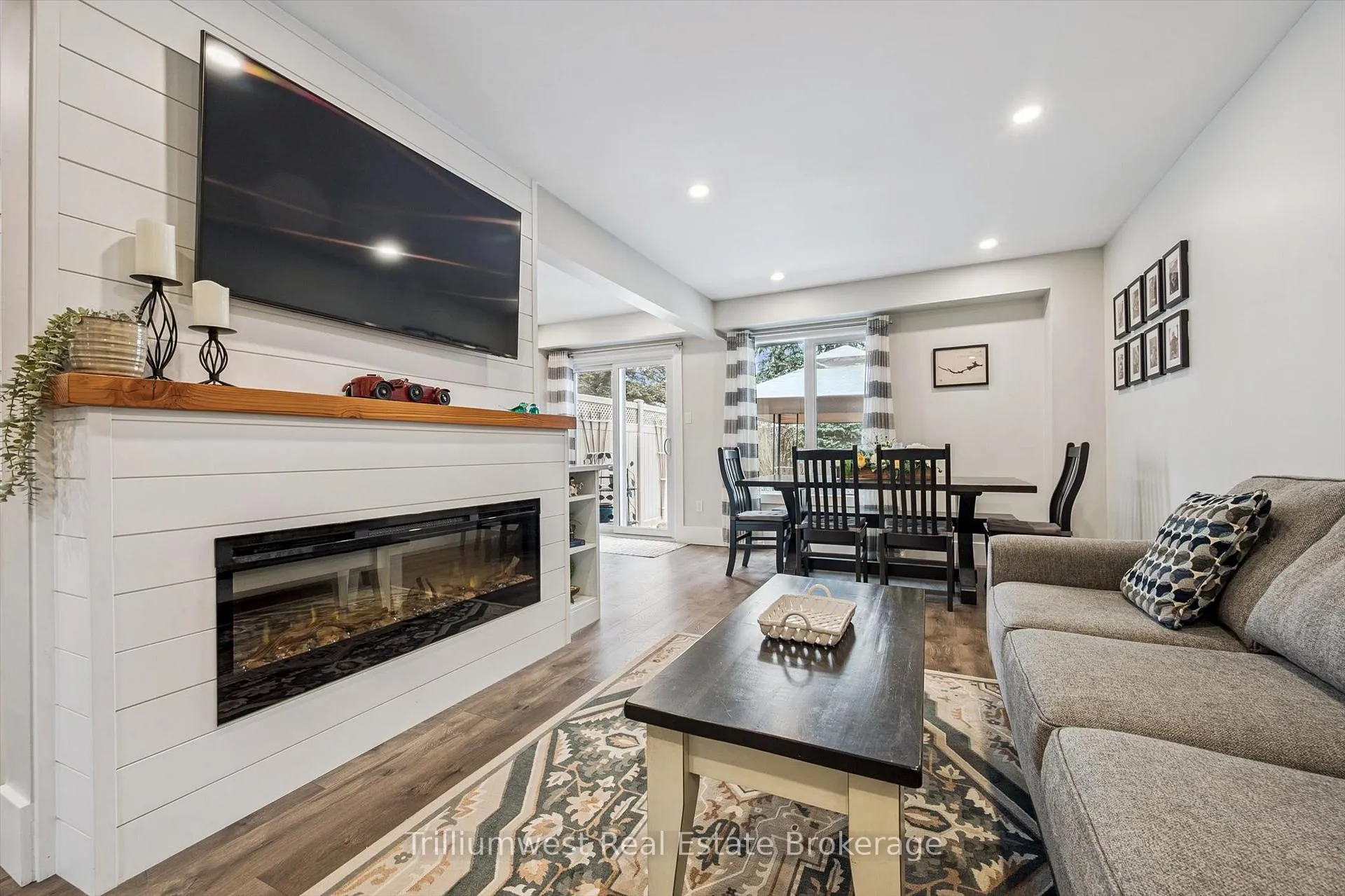 Photo 9 of Unit Unit 2, 39 Ptarmigan Drive, Guelph, Kortright Hills — HOMEH