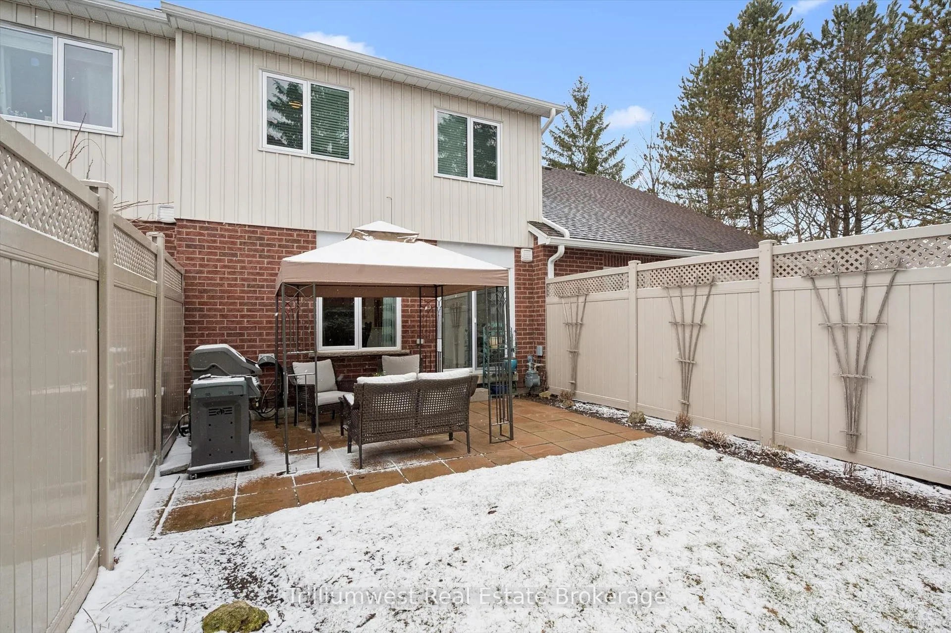 Photo 39 of Unit Unit 2, 39 Ptarmigan Drive, Guelph, Kortright Hills — HOMEH