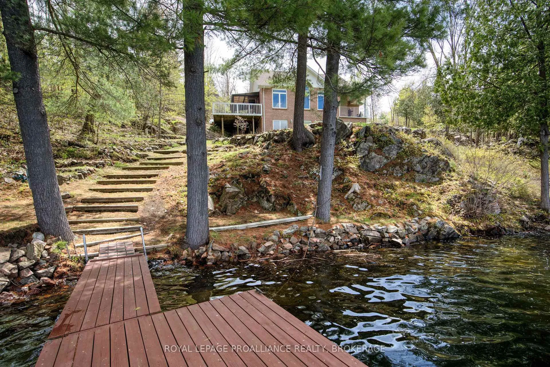 Photo 19 of 1133 Sassy Tree Lane, Frontenac, Frontenac South — HOMEH