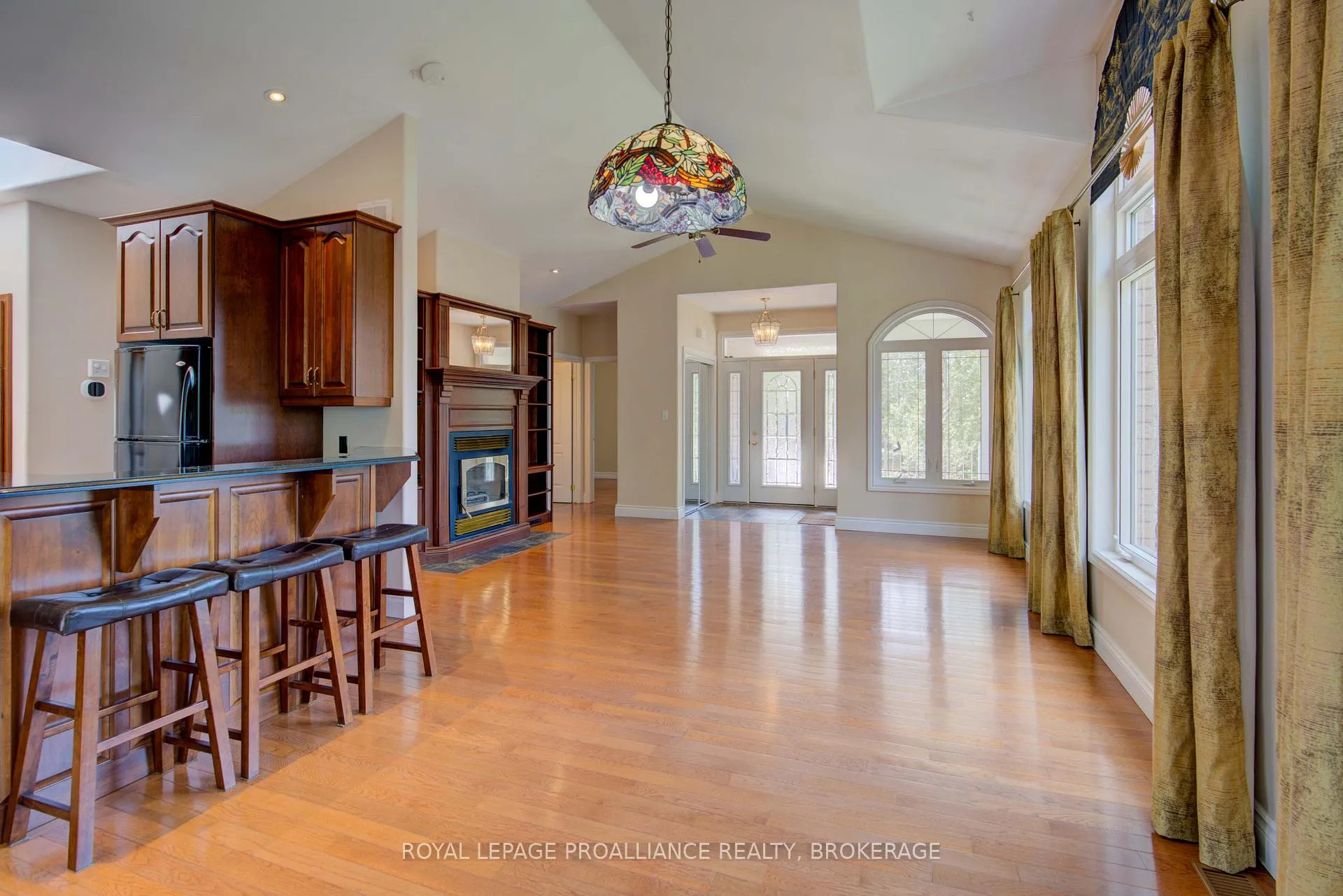 Photo 25 of 1133 Sassy Tree Lane, Frontenac, Frontenac South — HOMEH